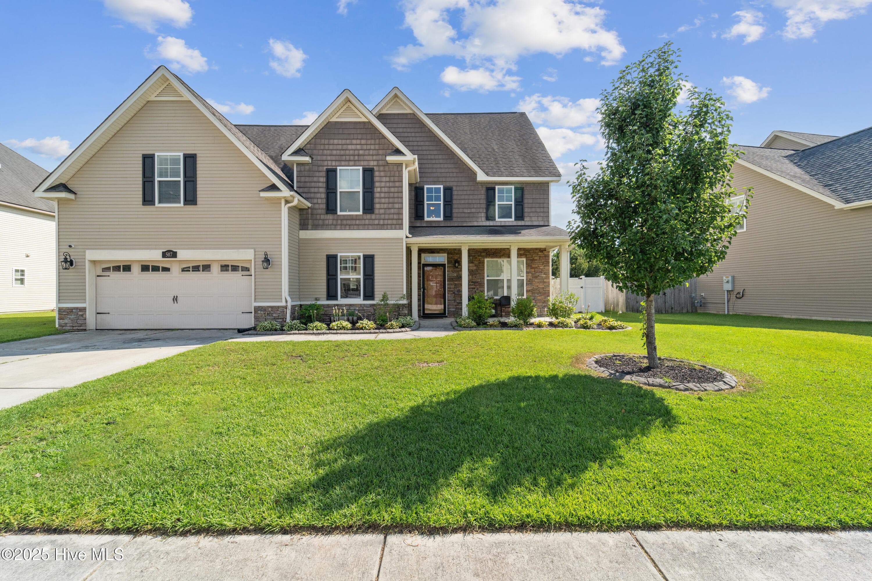 Front of 507 Walkens Woods Lane, Jacksonville, NC 28546