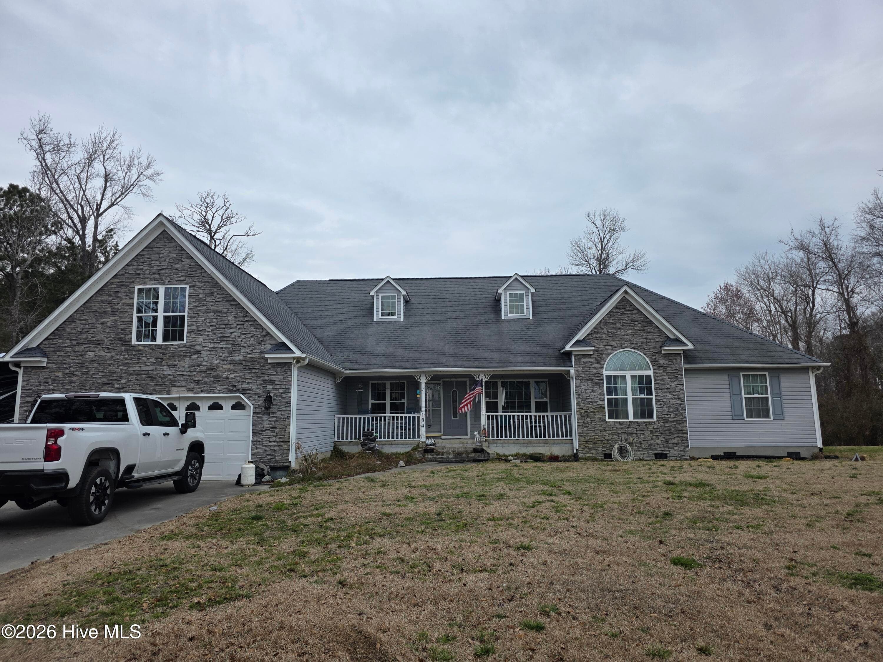 Front of 134 Bur Oaks Boulevard, Newport, NC 28570