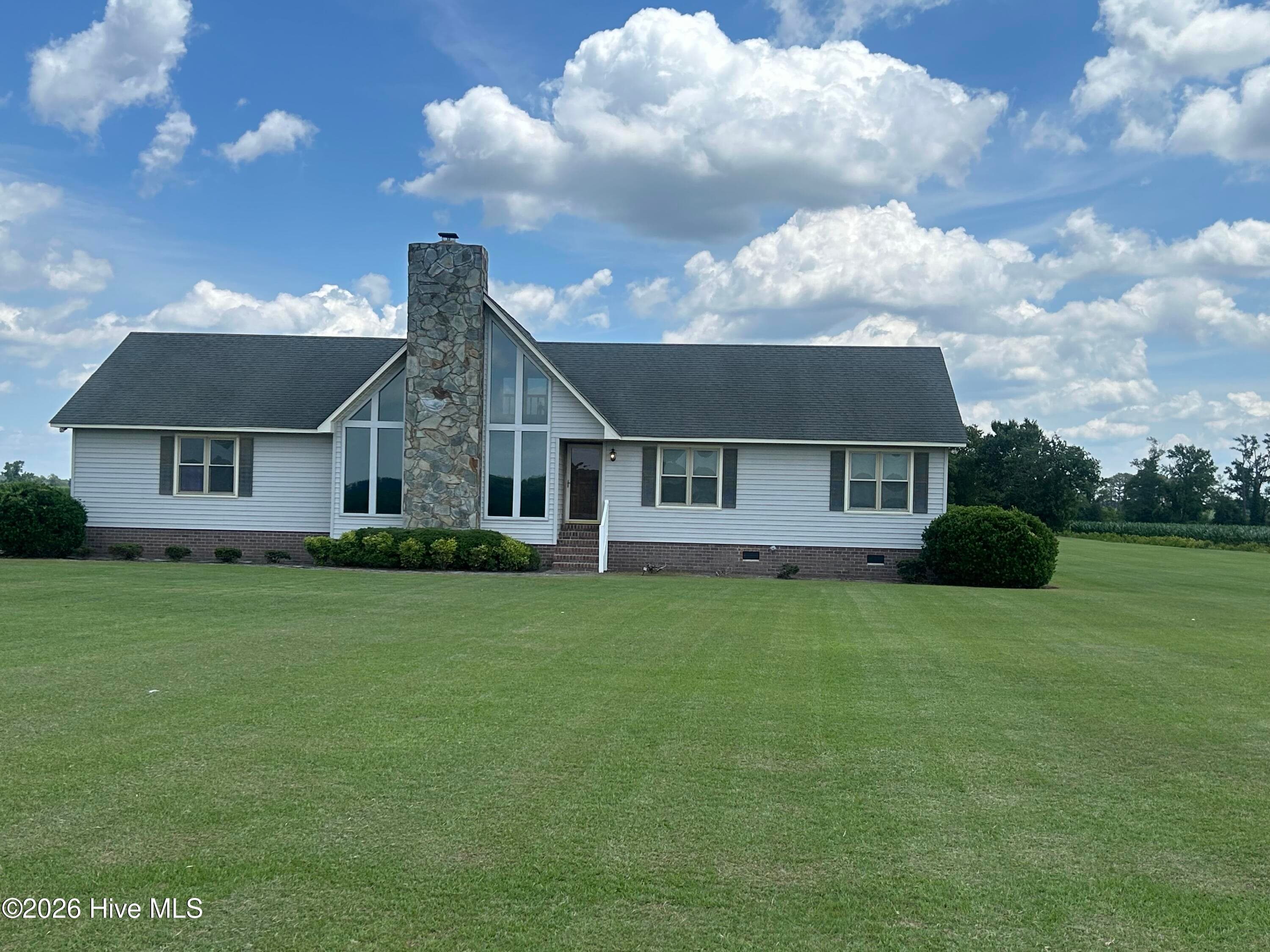Front of 1437 Louie Pollock Road, La Grange, NC 28551