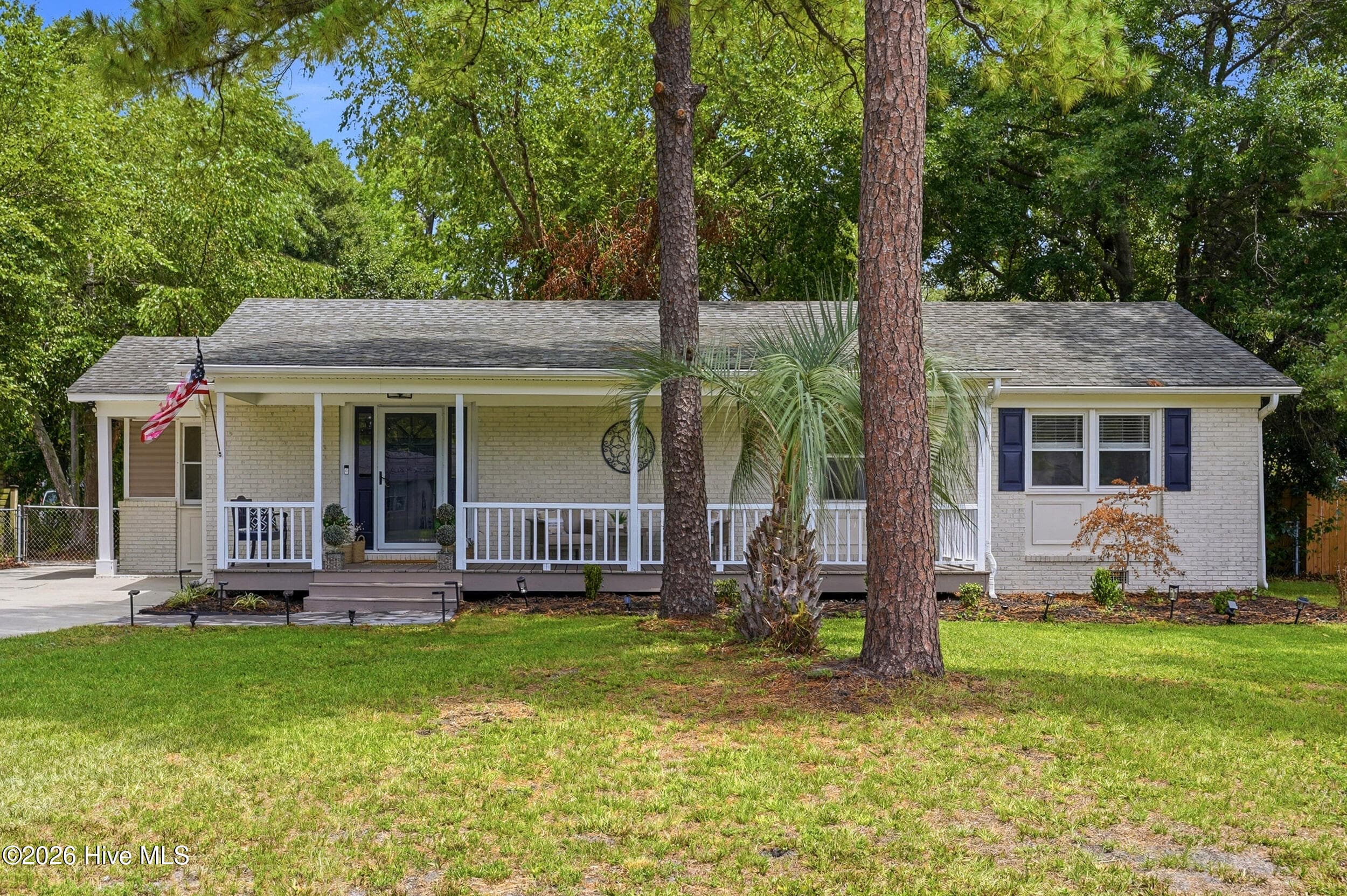 Front of 714 Mohican Trail, Wilmington, NC 28409