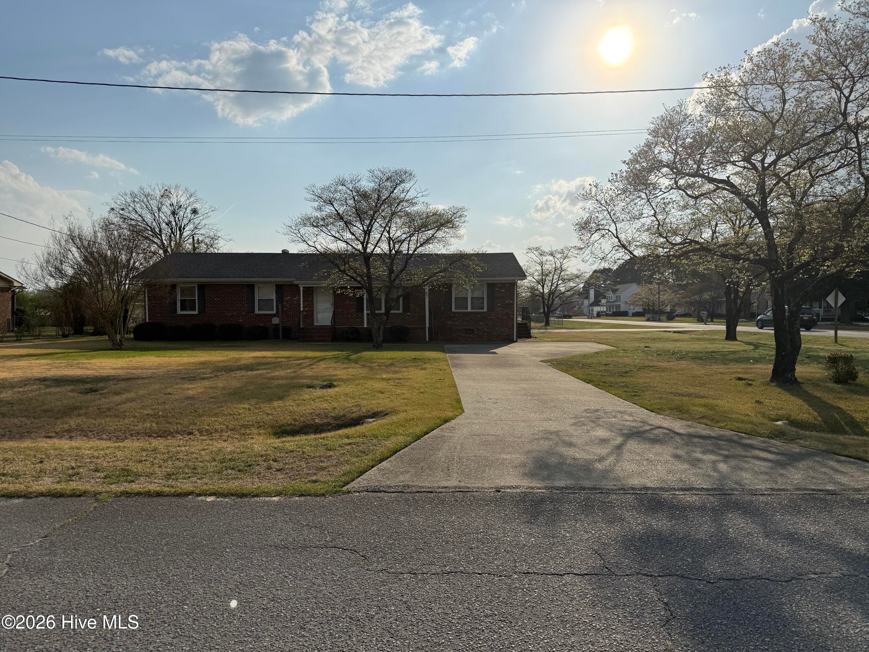 Front of 2992 Cherry Lane, Kinston, NC 28504