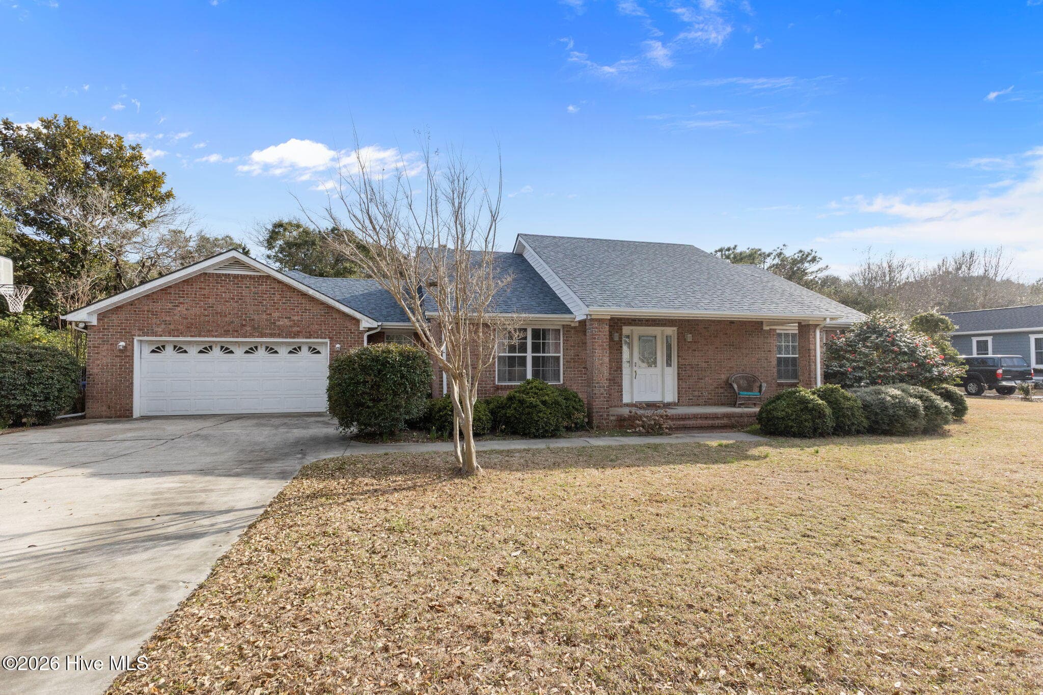 Front of 303 Pine Knoll Circle, Pine Knoll Shores, NC 28512