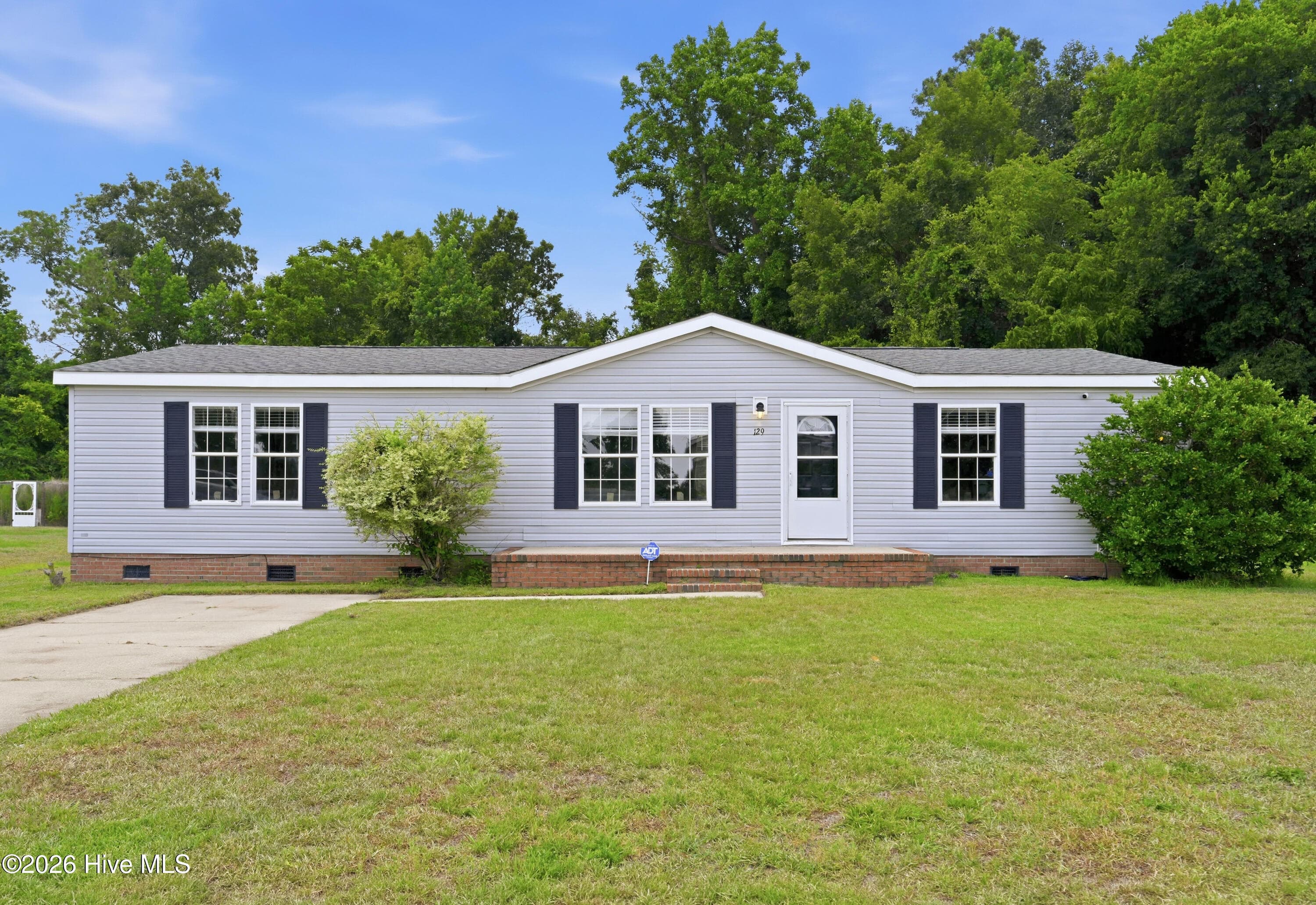Front of 129 Magnolia Gardens Drive, Jacksonville, NC 28540