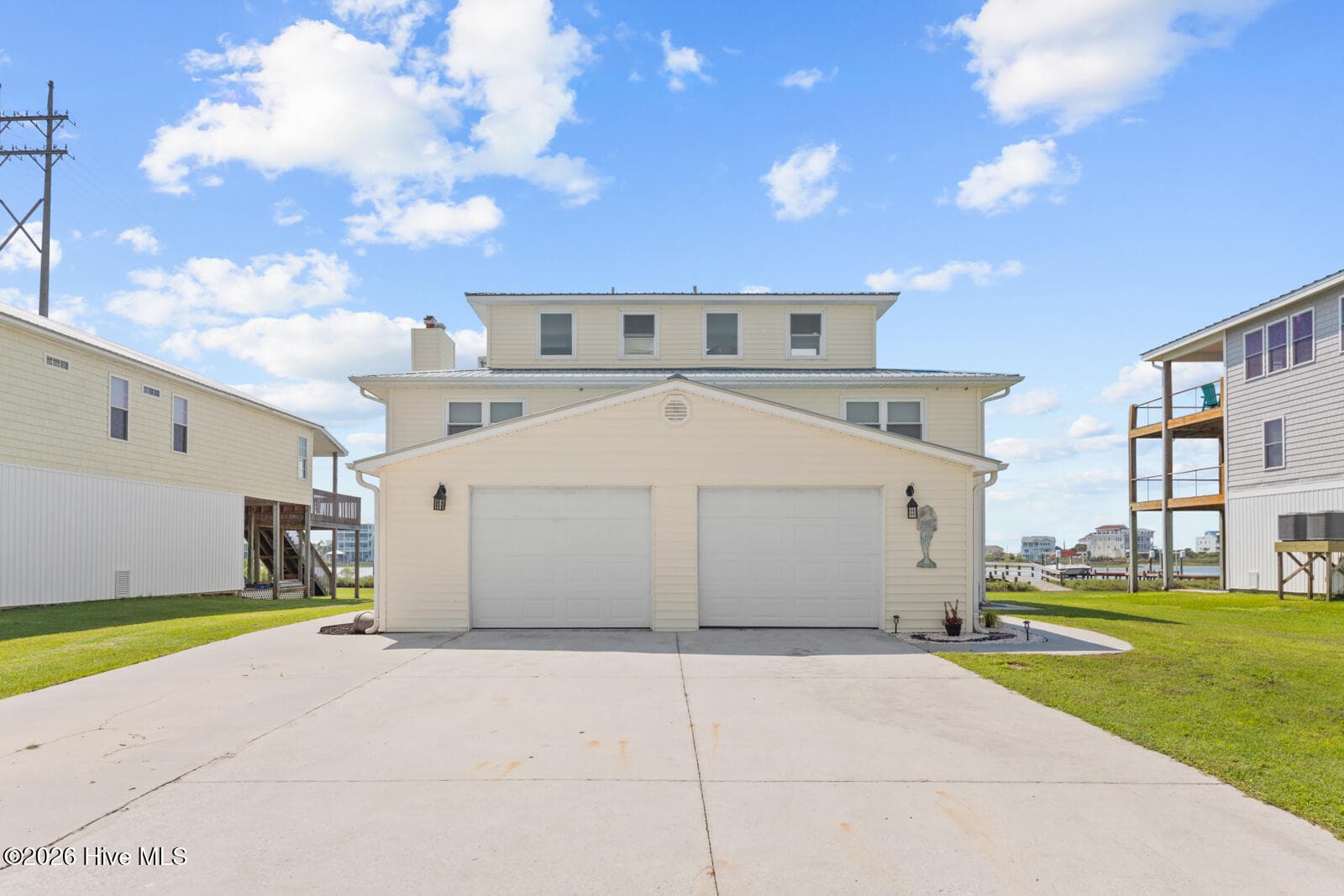 Front of 231 Grandview Drive, Sneads Ferry, NC 28460