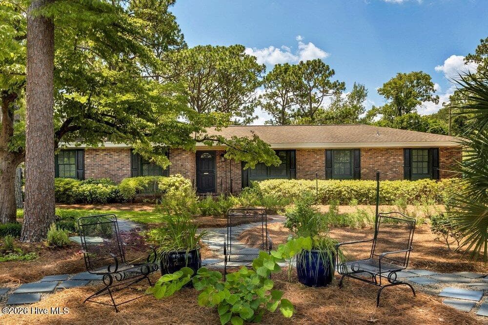 Front of 521 Baytree Road, Wilmington, NC 28409