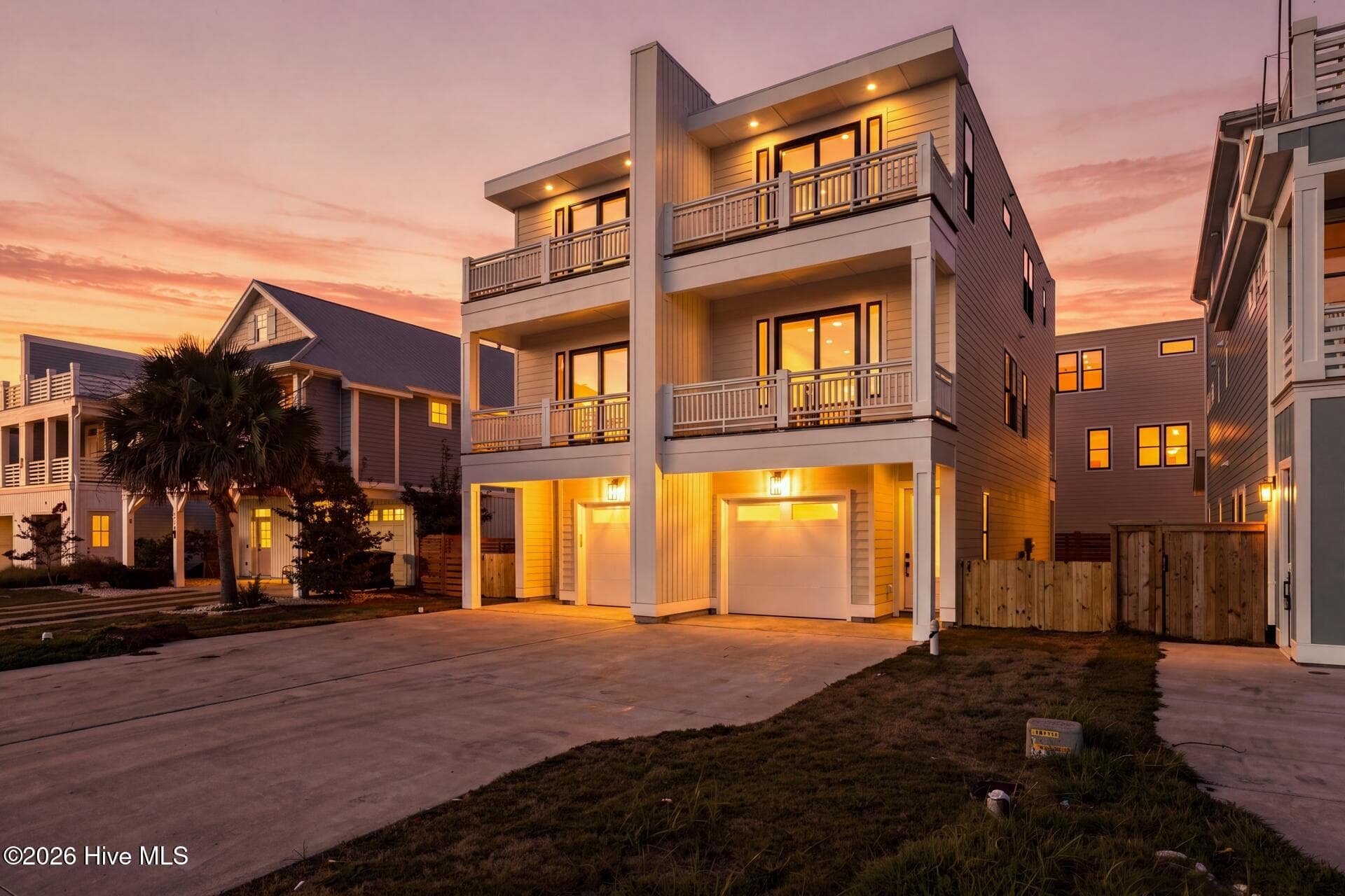 Front of 502 North Carolina Avenue 2, Wilmington, NC 28401