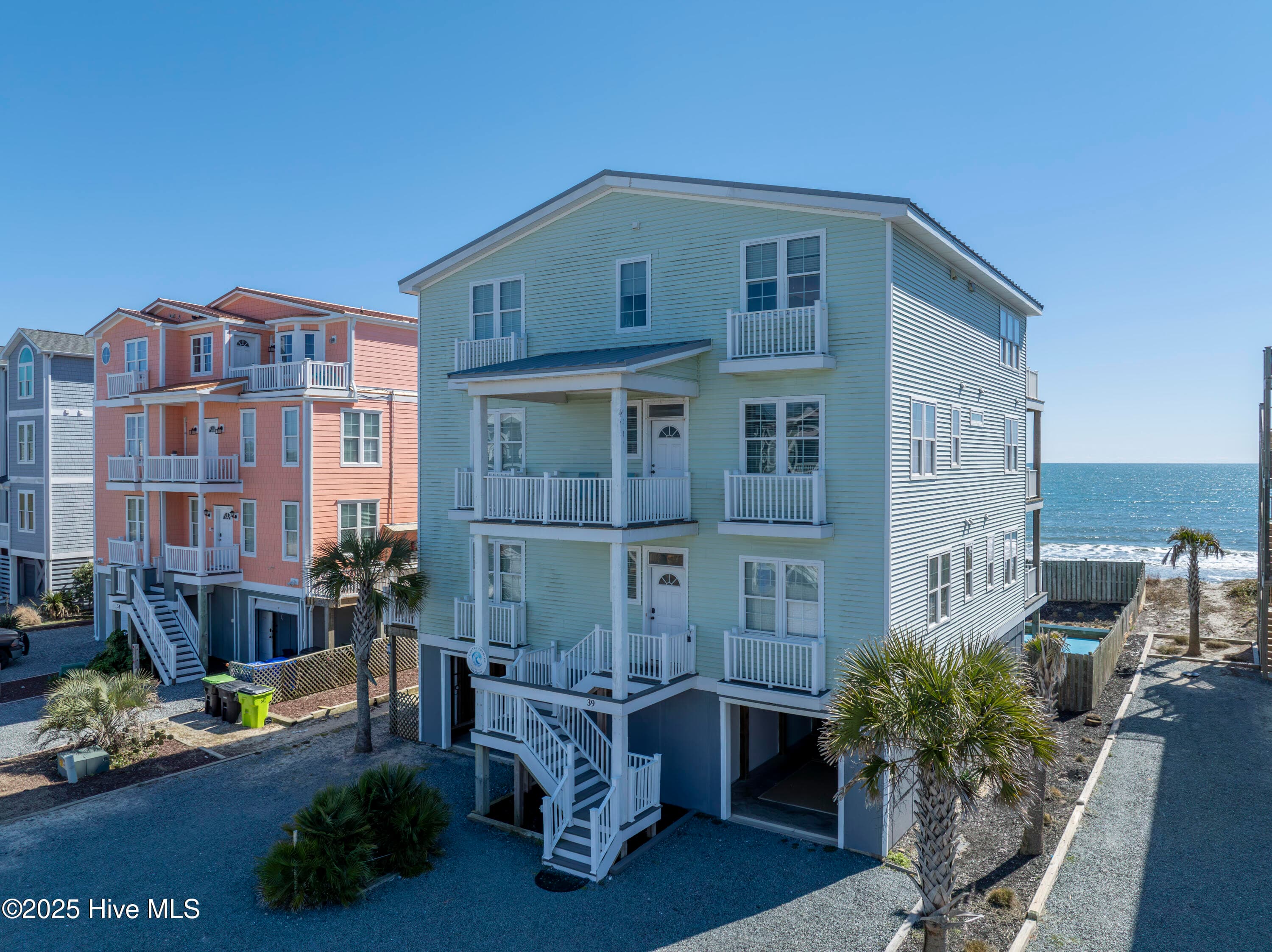 Exterior of 39 Porpoise Place, North Topsail Beach, NC 28460