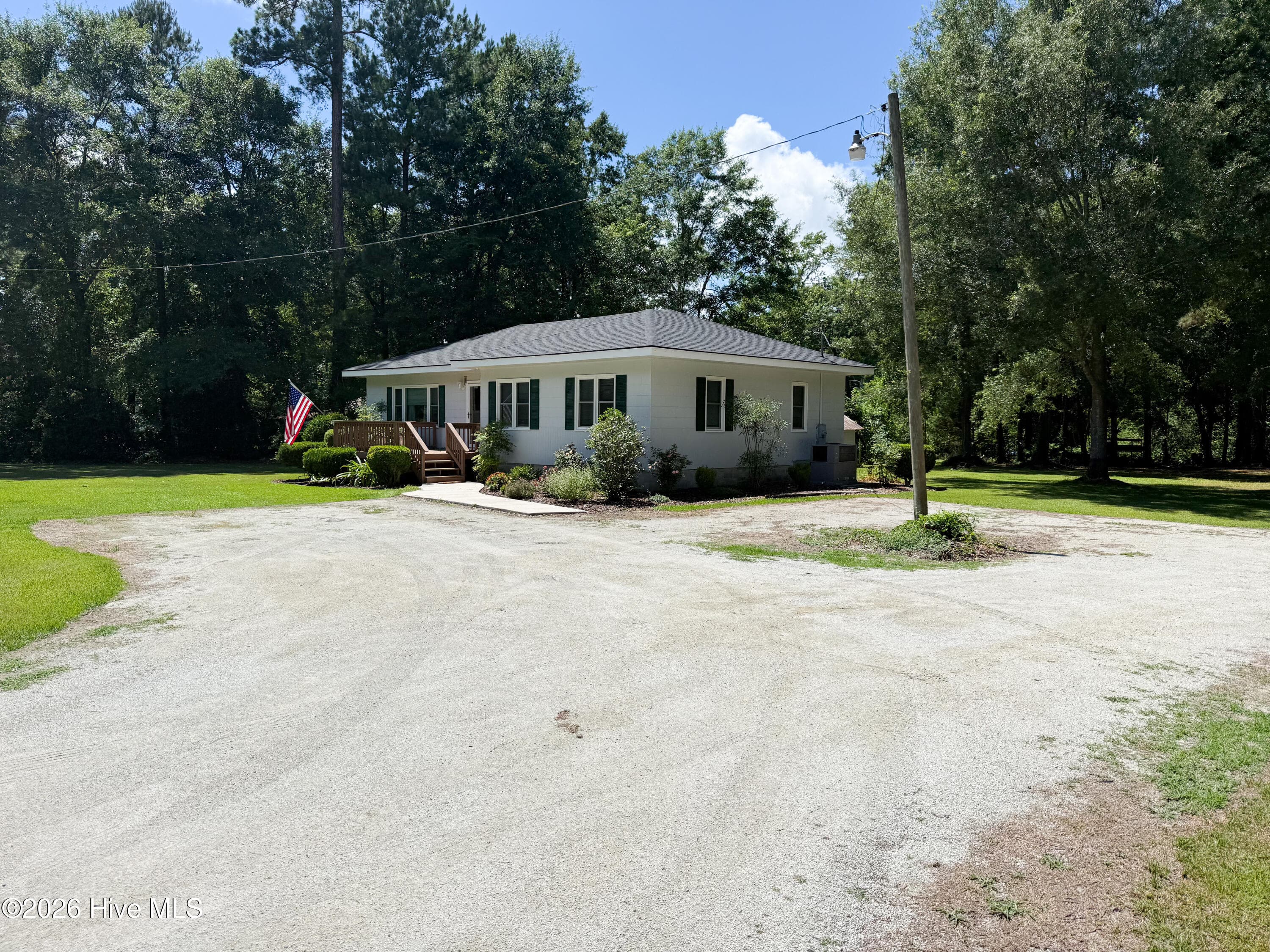 Exterior of 1240 Titus Lane, Jacksonville, NC 28540