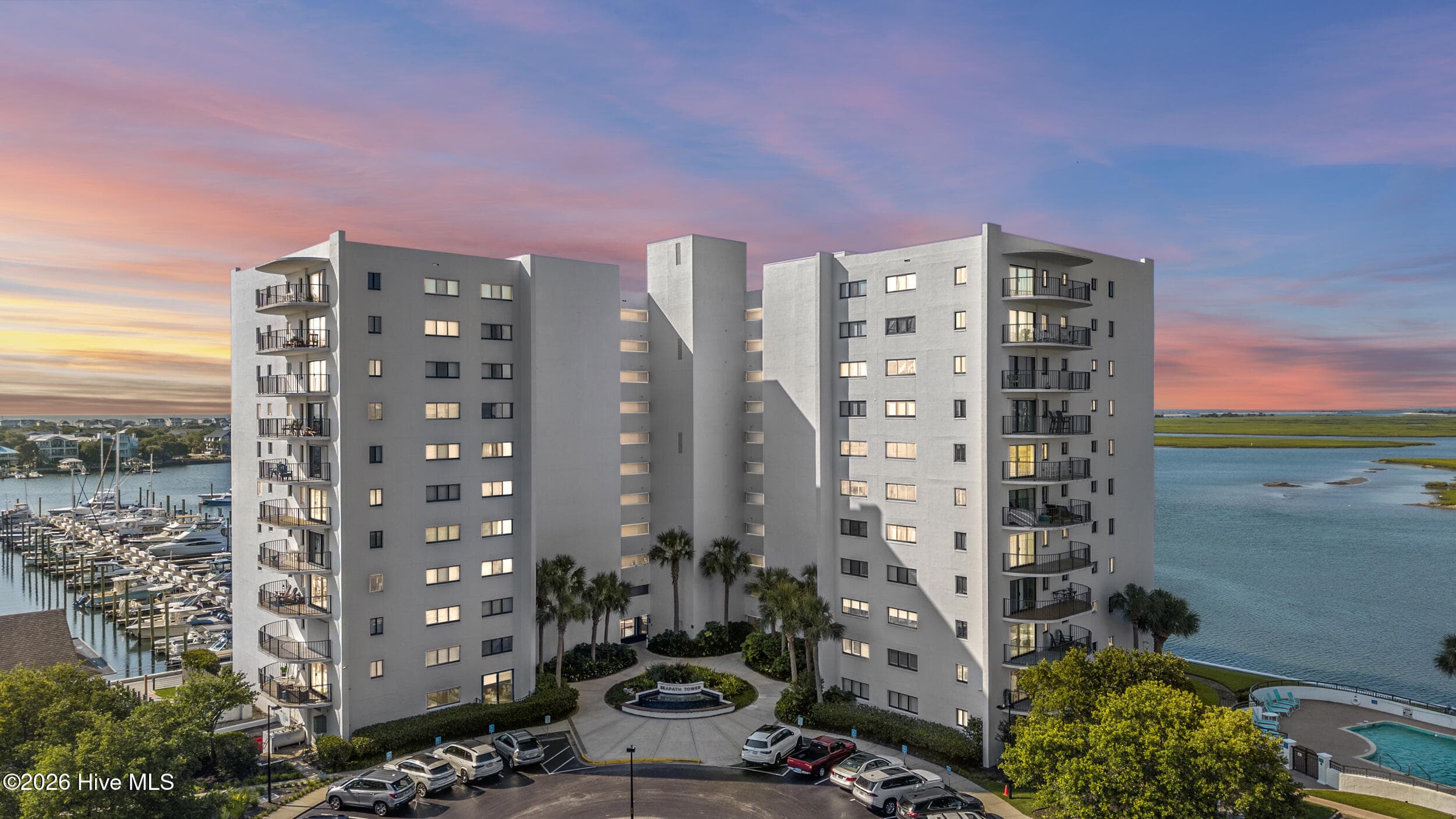 Front of 322 Causeway Drive Ste 101, Wrightsville Beach, NC 28480