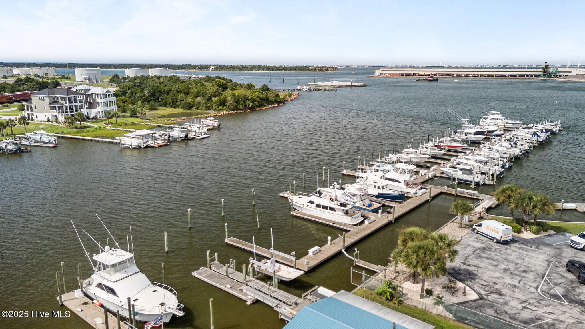 Exterior of 108 Old Causeway Road Slip 80, Morehead City, NC 28557