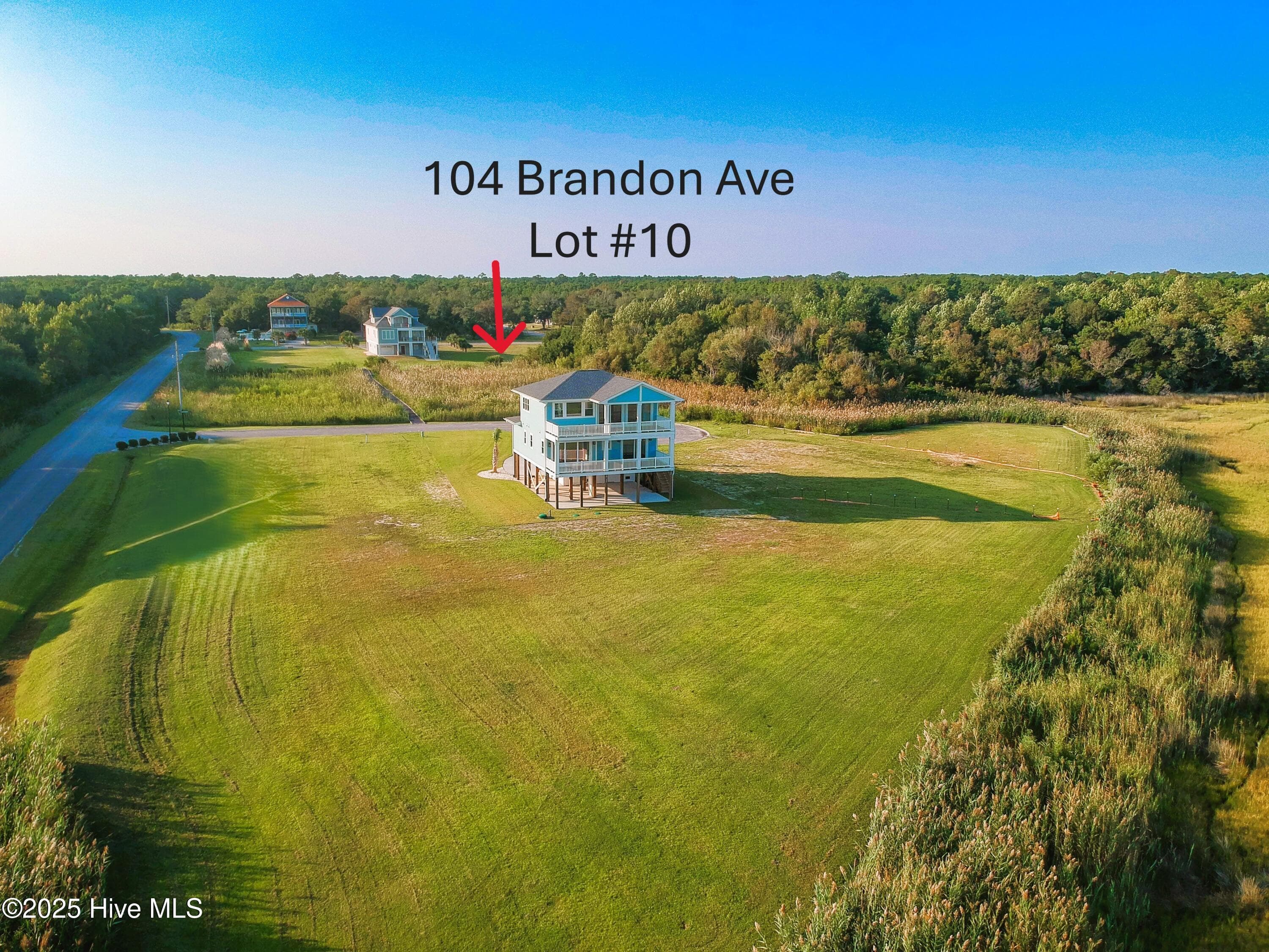 Front of 104 10 Brandon Avenue, Hubert, NC 28539