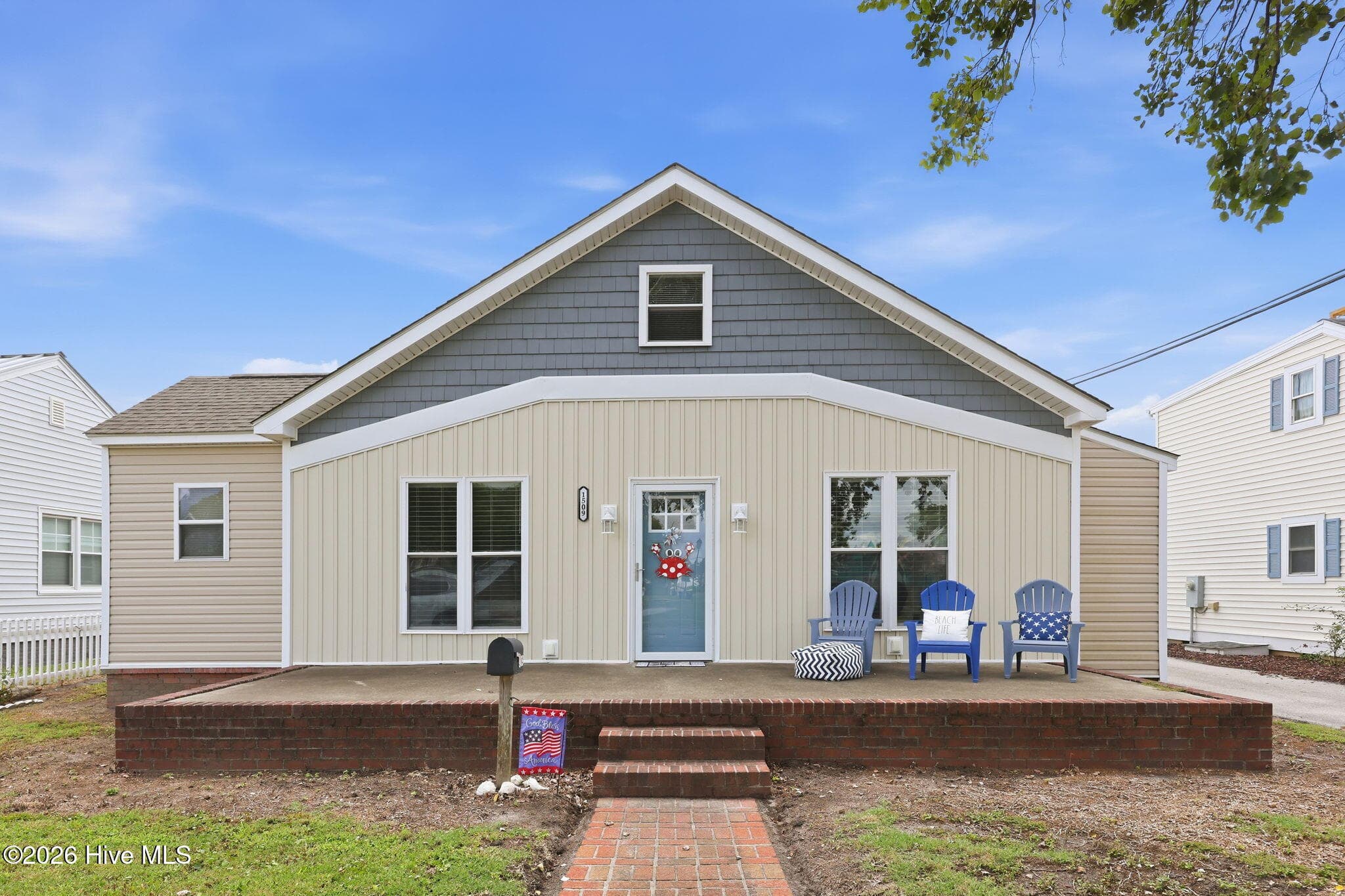 Exterior of 1509 Shepard Street, Morehead City, NC 28557