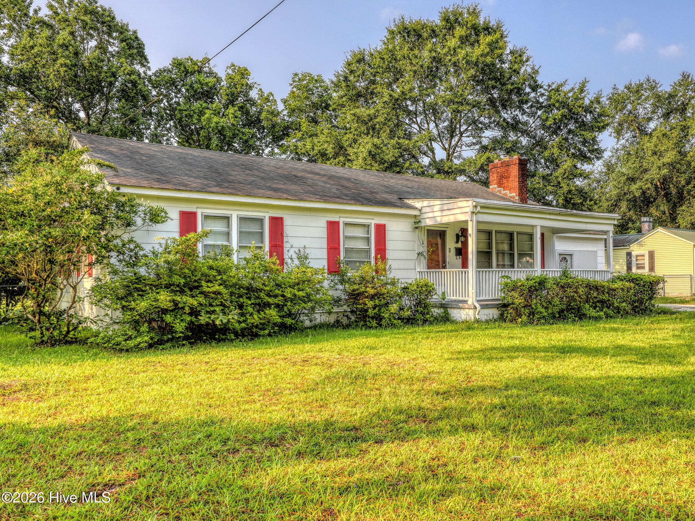 Front of 111 Pineview Street, Havelock, NC 28532