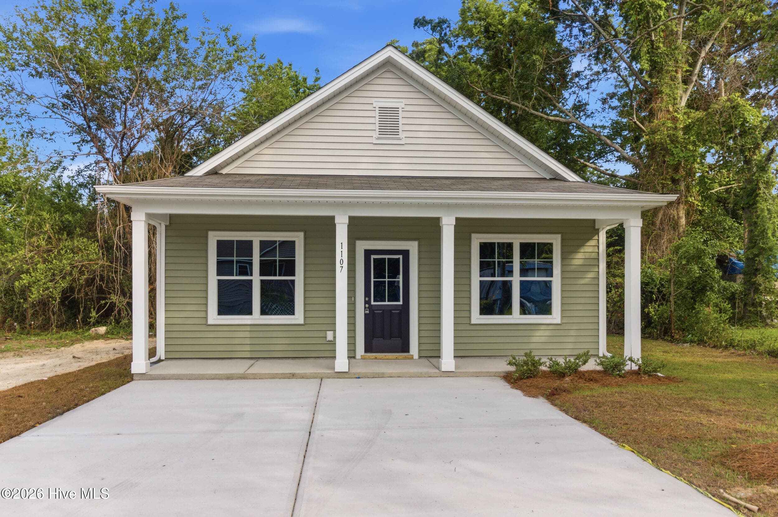 Front of 1107 Goldsboro Street, New Bern, NC 28560