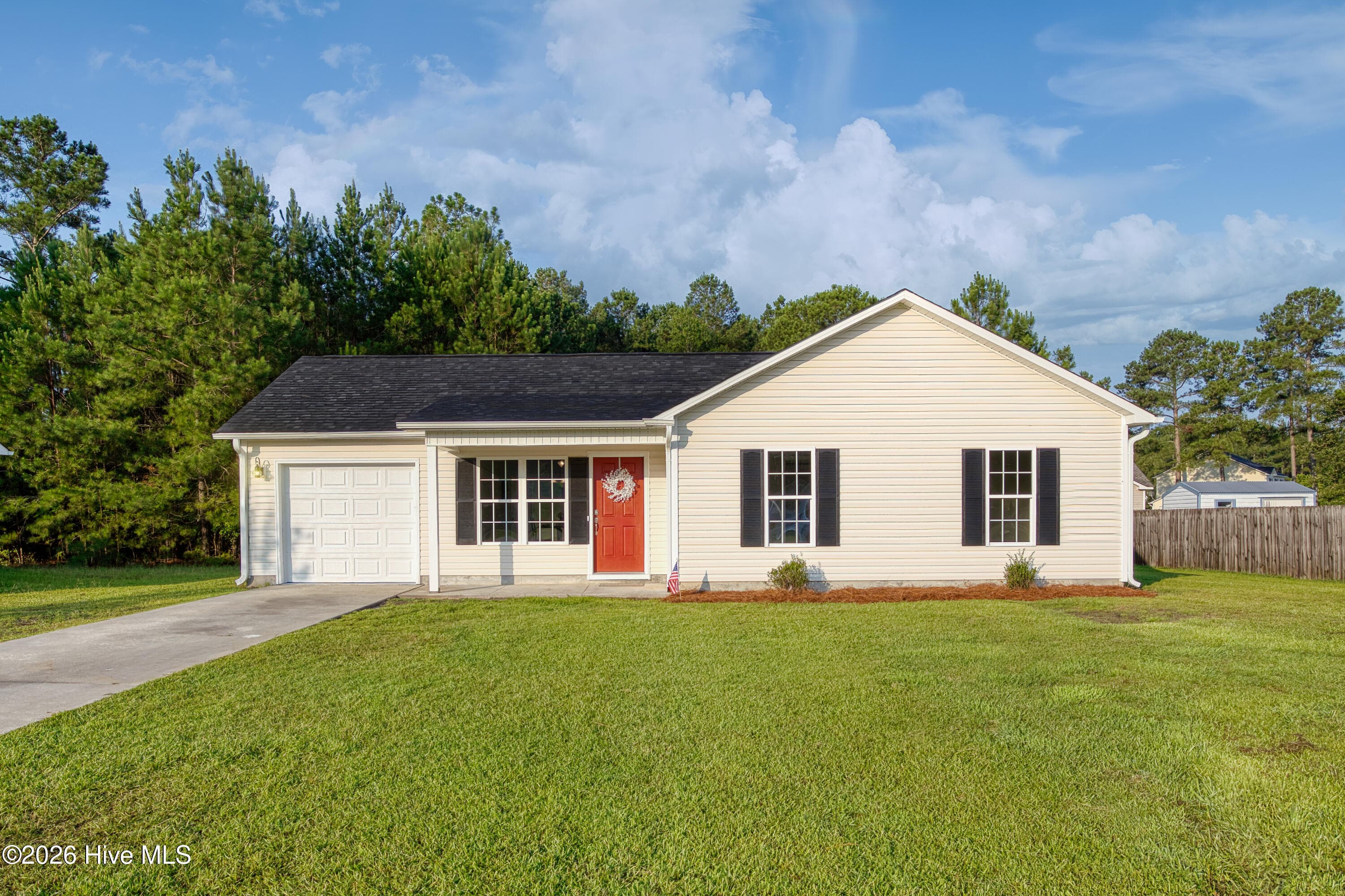 Front of 174 Ashbury Park Lane, Richlands, NC 28574