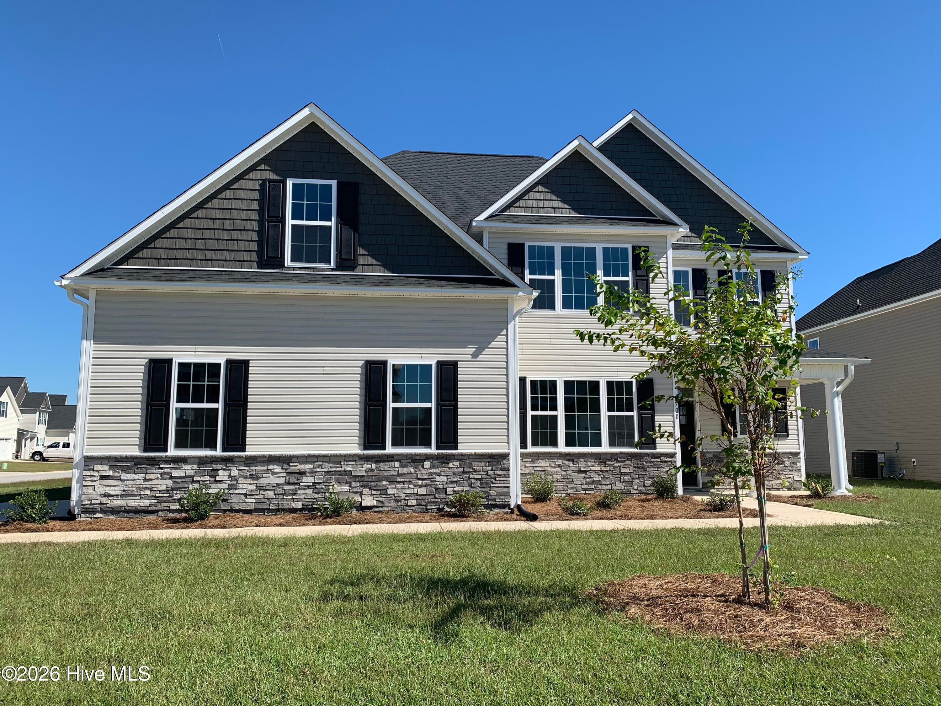 Front of 700 Secession Lane, Jacksonville, NC 28546