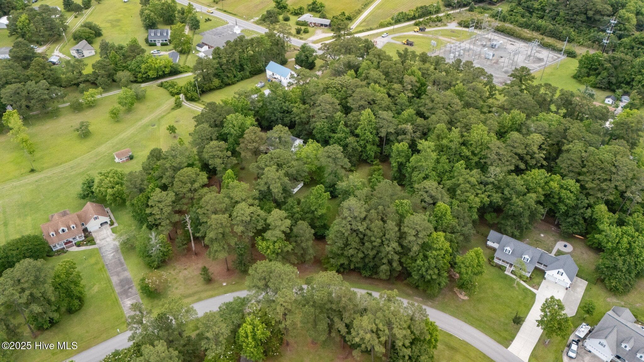 Front of 210 Winding Woods Way, Beaufort, NC 28516