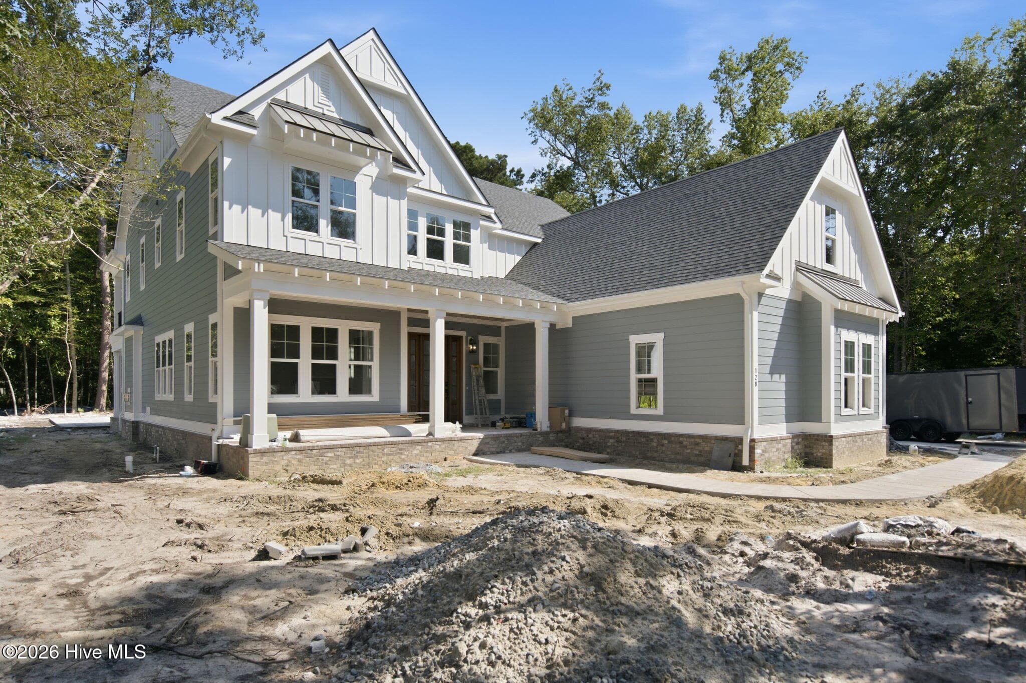Front of 128 Stones Throw Lane, Wilmington, NC 28411