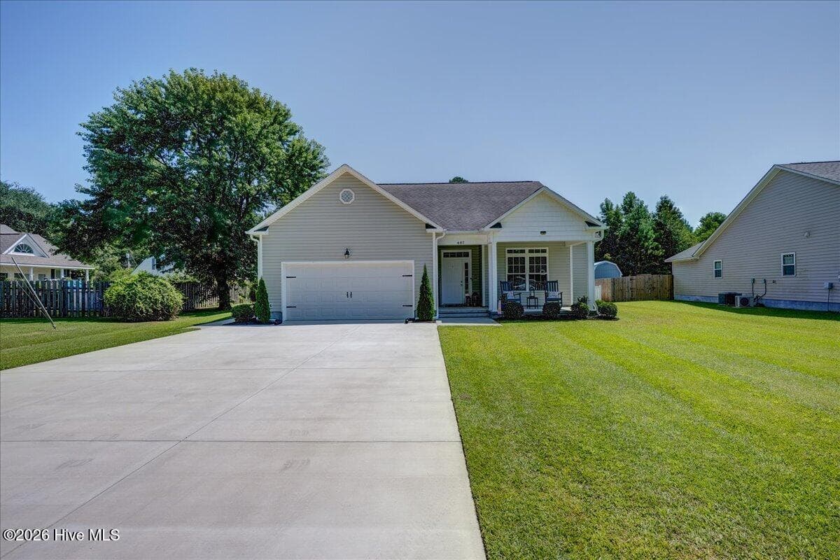 Front of 487 Carolina Pines Boulevard, New Bern, NC 28560