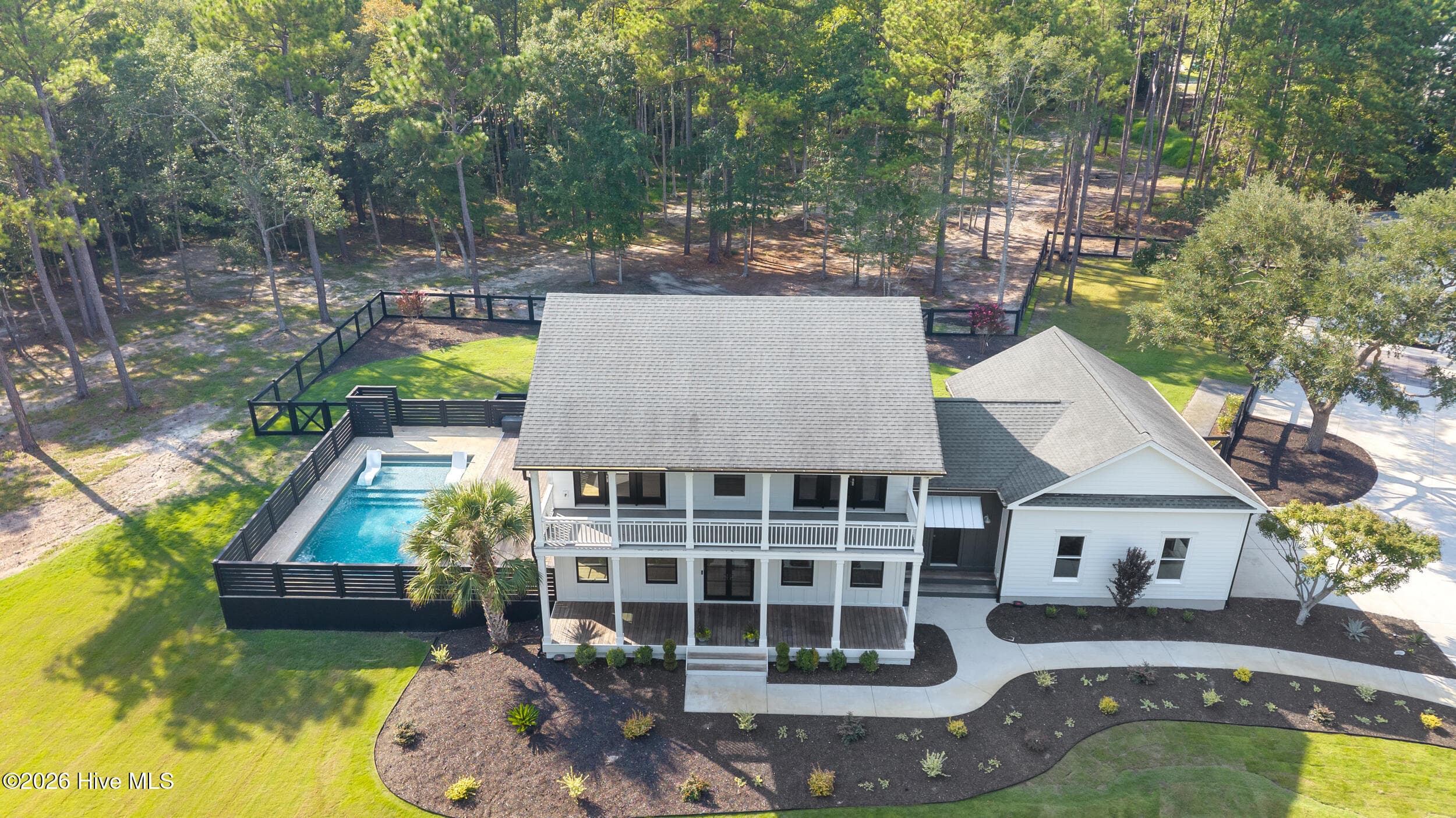 Front of 107 Patton Lane, Hampstead, NC 28443