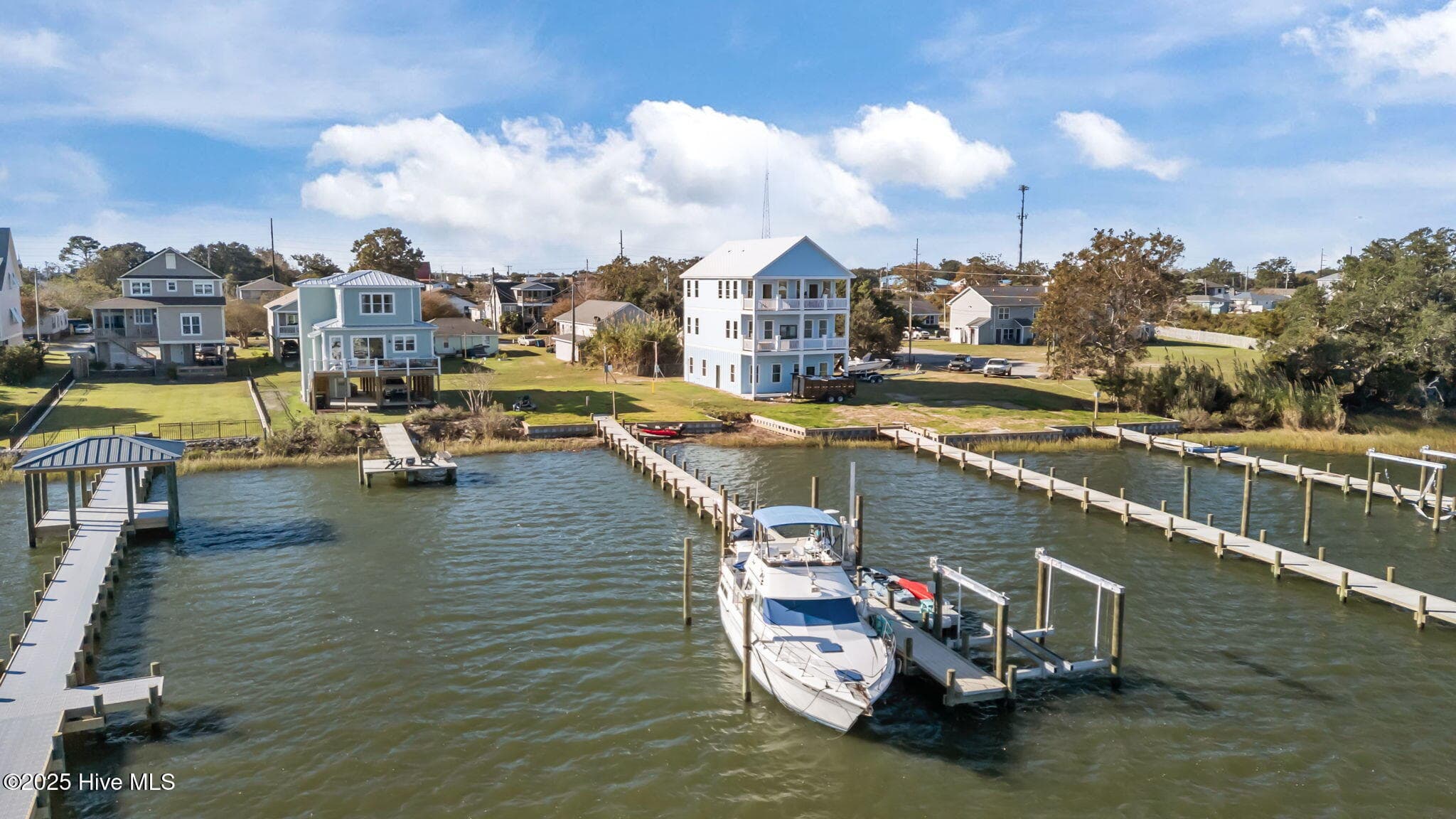 Front of 1208 Avery Street, Morehead City, NC 28557