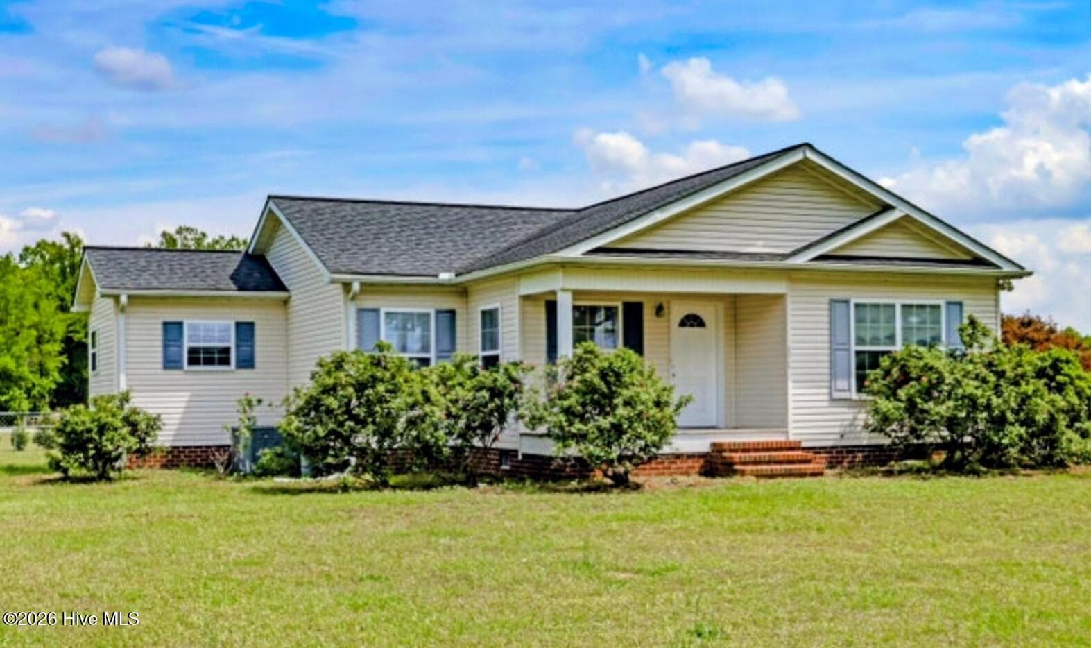 Front of 1327 Old Chinquapin Road, Beulaville, NC 28518