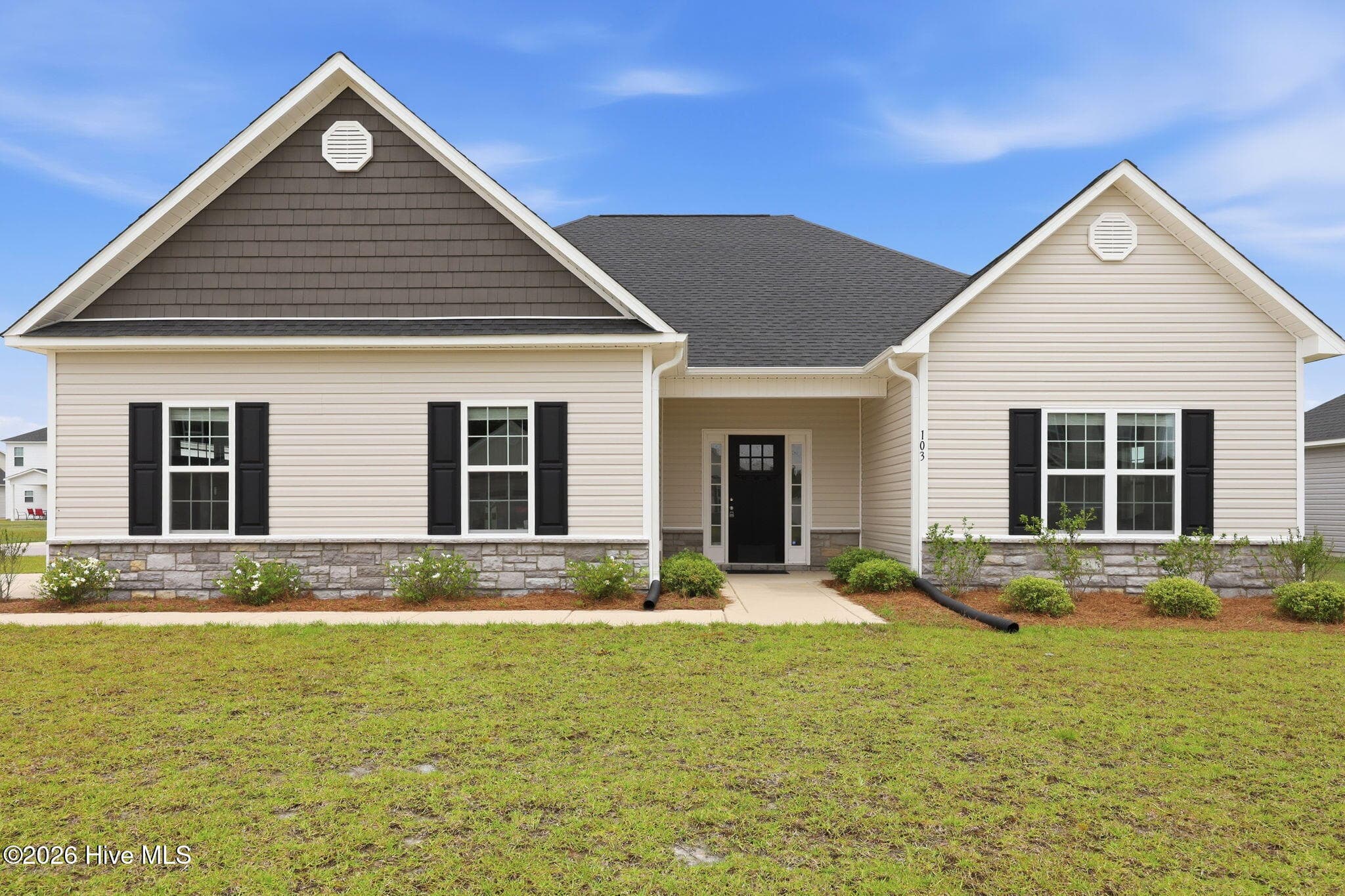 Exterior of 103 Jackson Heights, Jacksonville, NC 28546