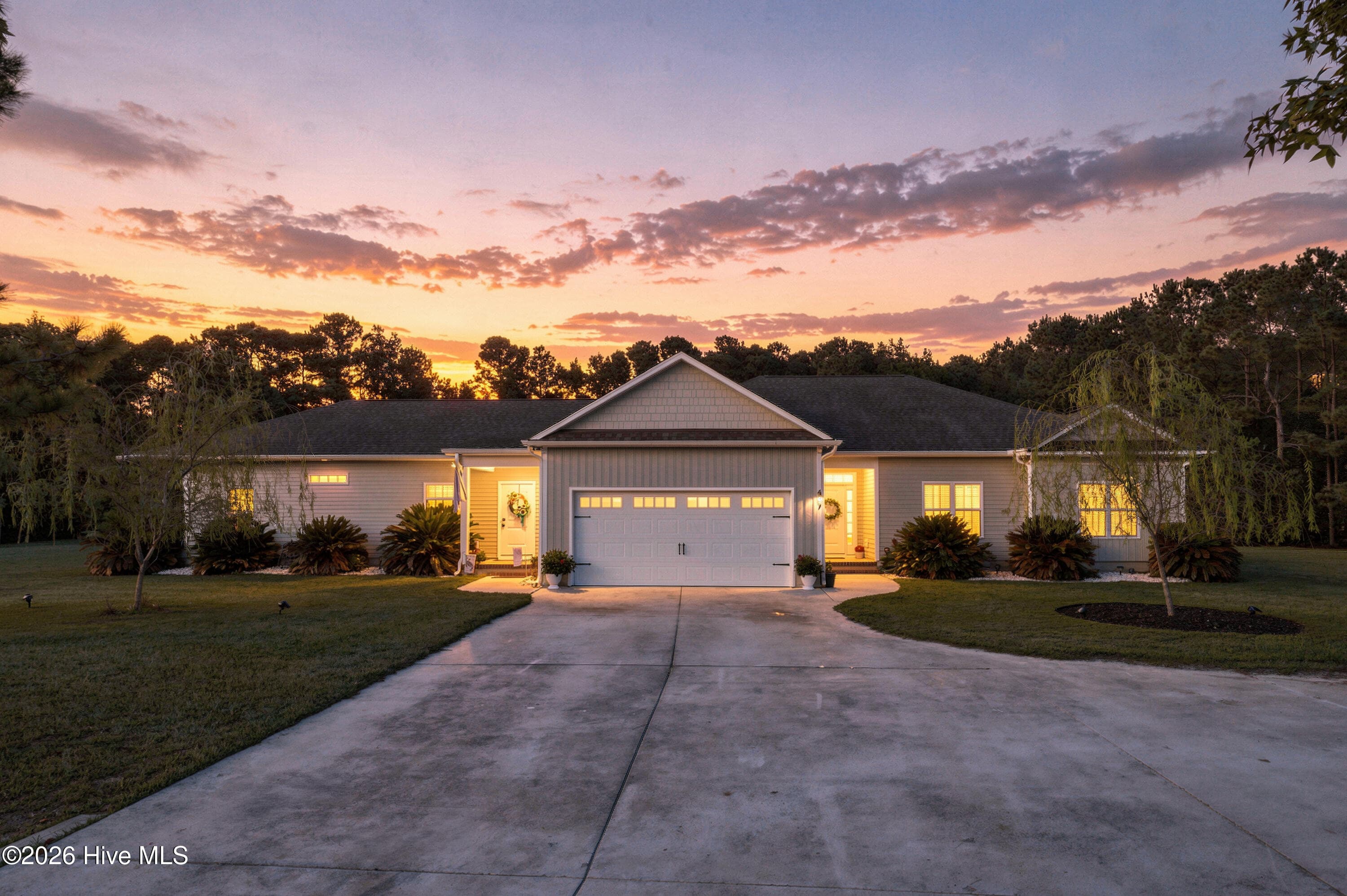 Exterior of 437 Howards Landing Road, Hampstead, NC 28443