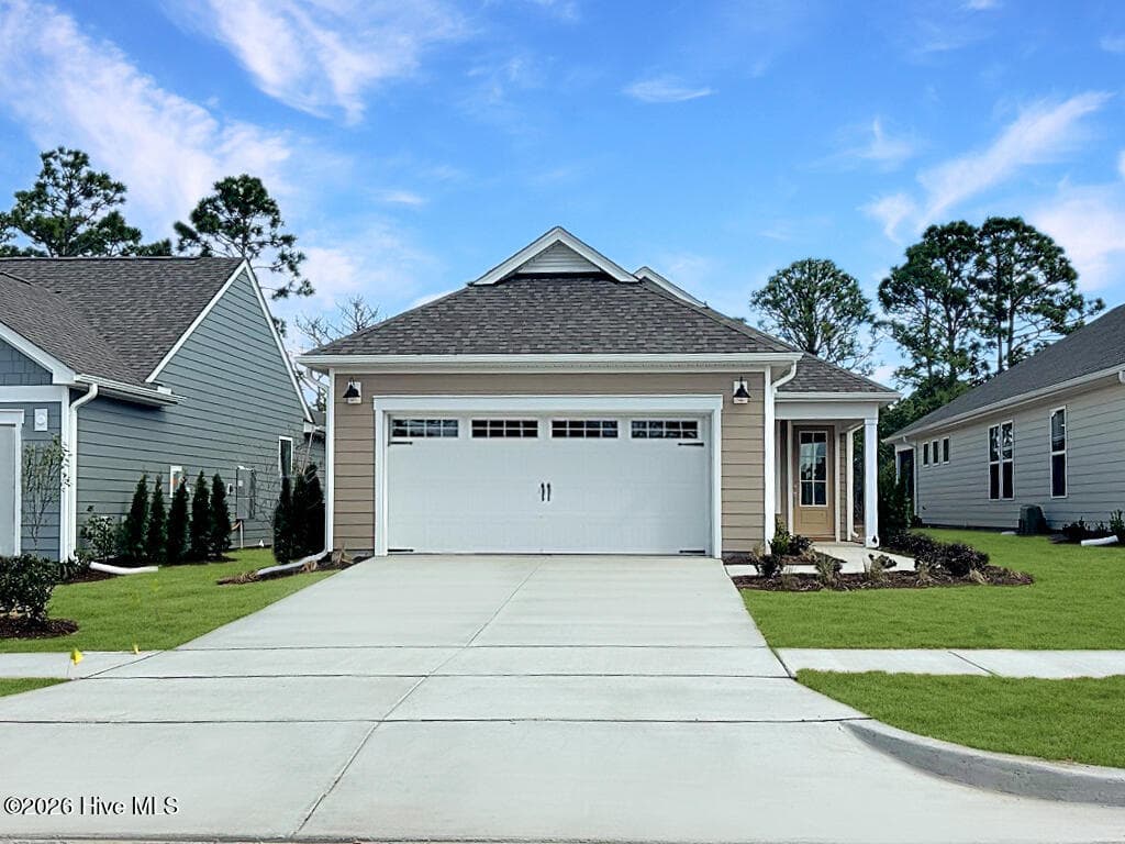 Front of 5936 Moonshell Loop, Wilmington, NC 28412