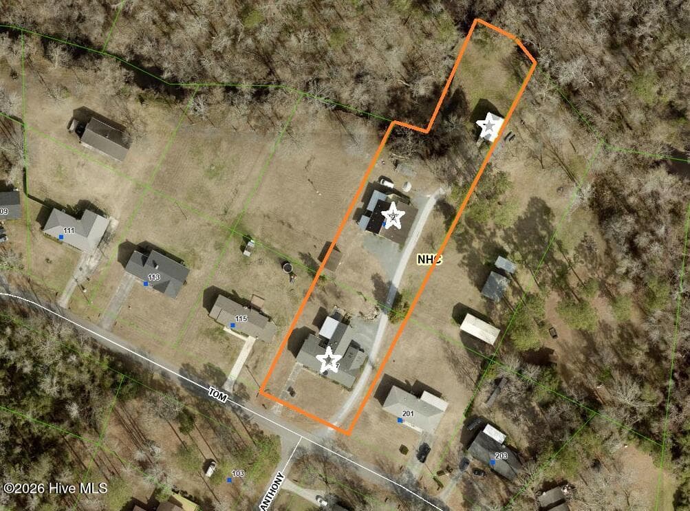 Front of 117 Tom Avenue, Castle Hayne, NC 28429