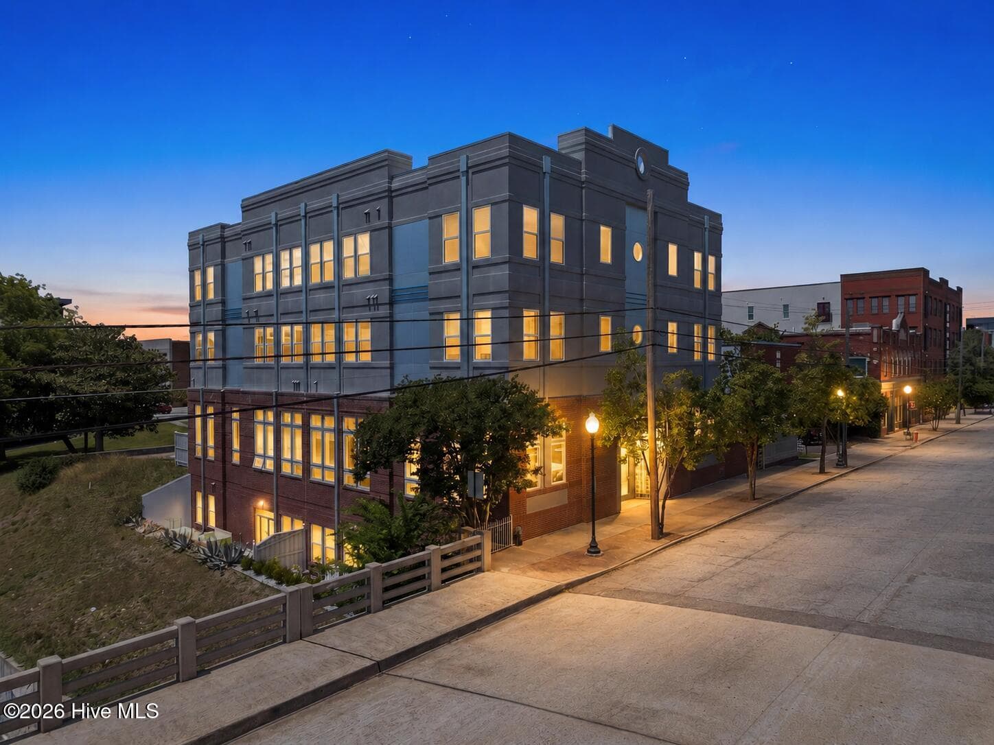 Front of 619 N 4th Street Unit 301, Wilmington, NC 28401
