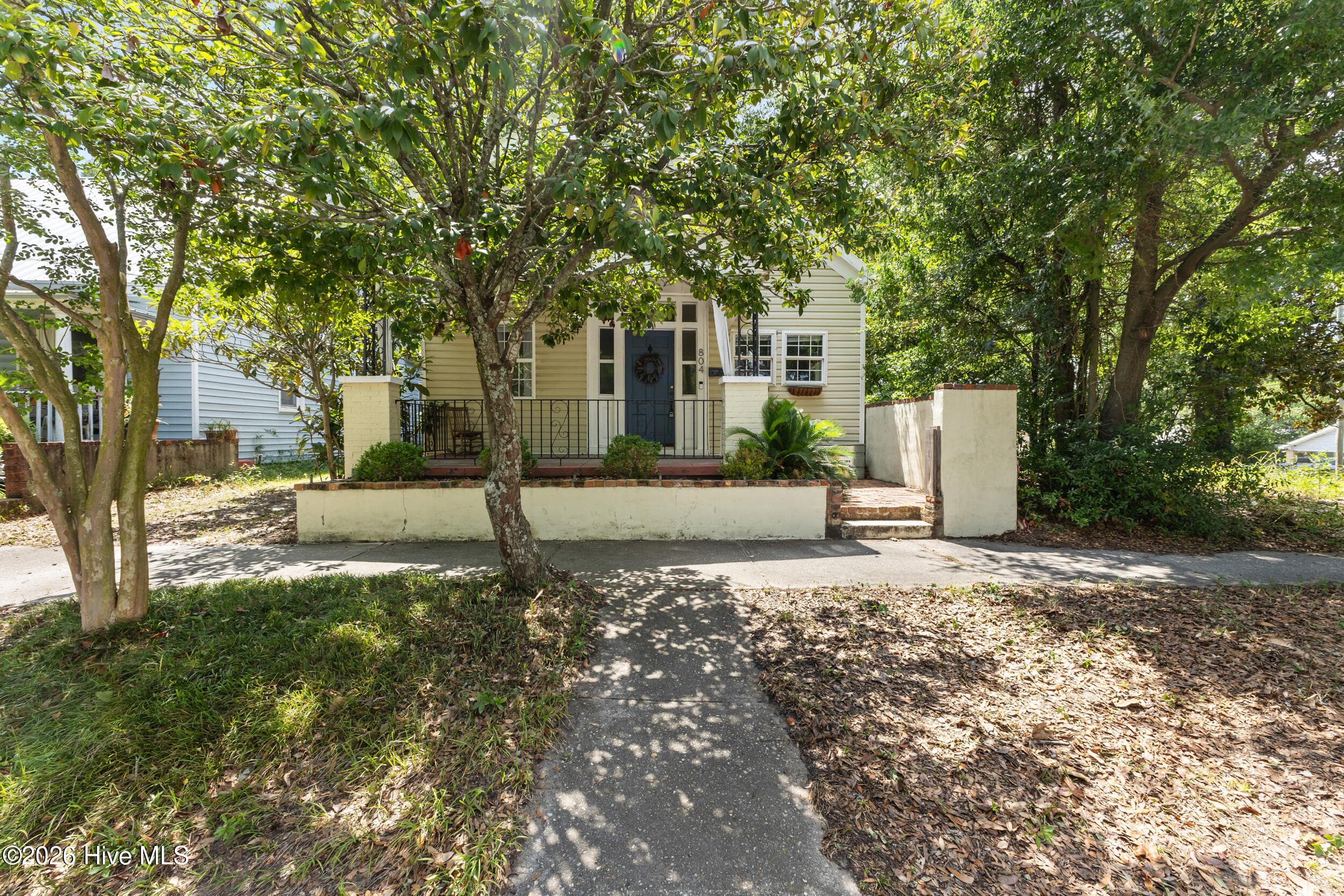Front of 804 S 6th Street, Wilmington, NC 28401