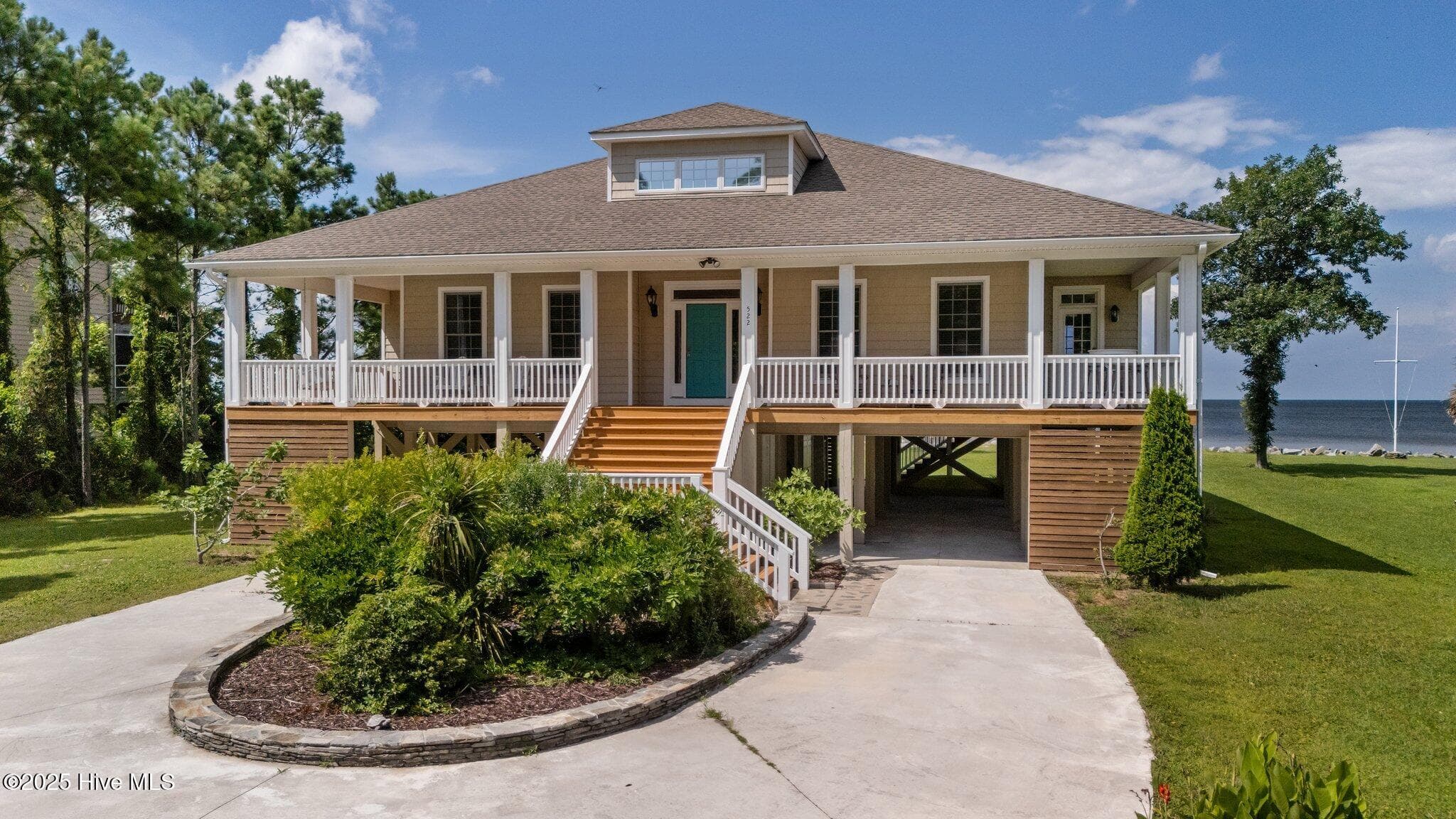 Front of 522 Sandy Point Drive, Beaufort, NC 28516
