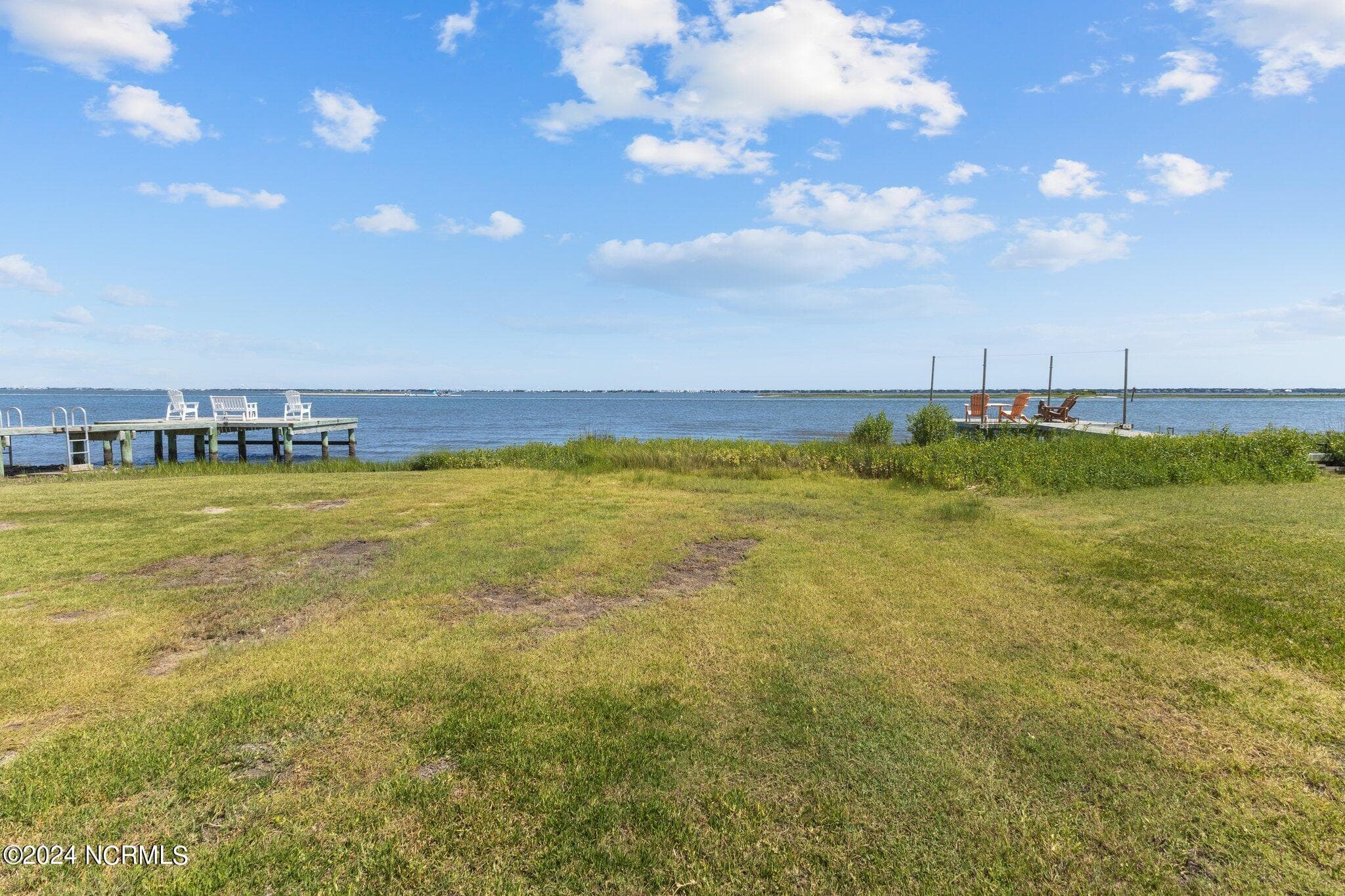 Front of 123 Hollings Court, Newport, NC 28570
