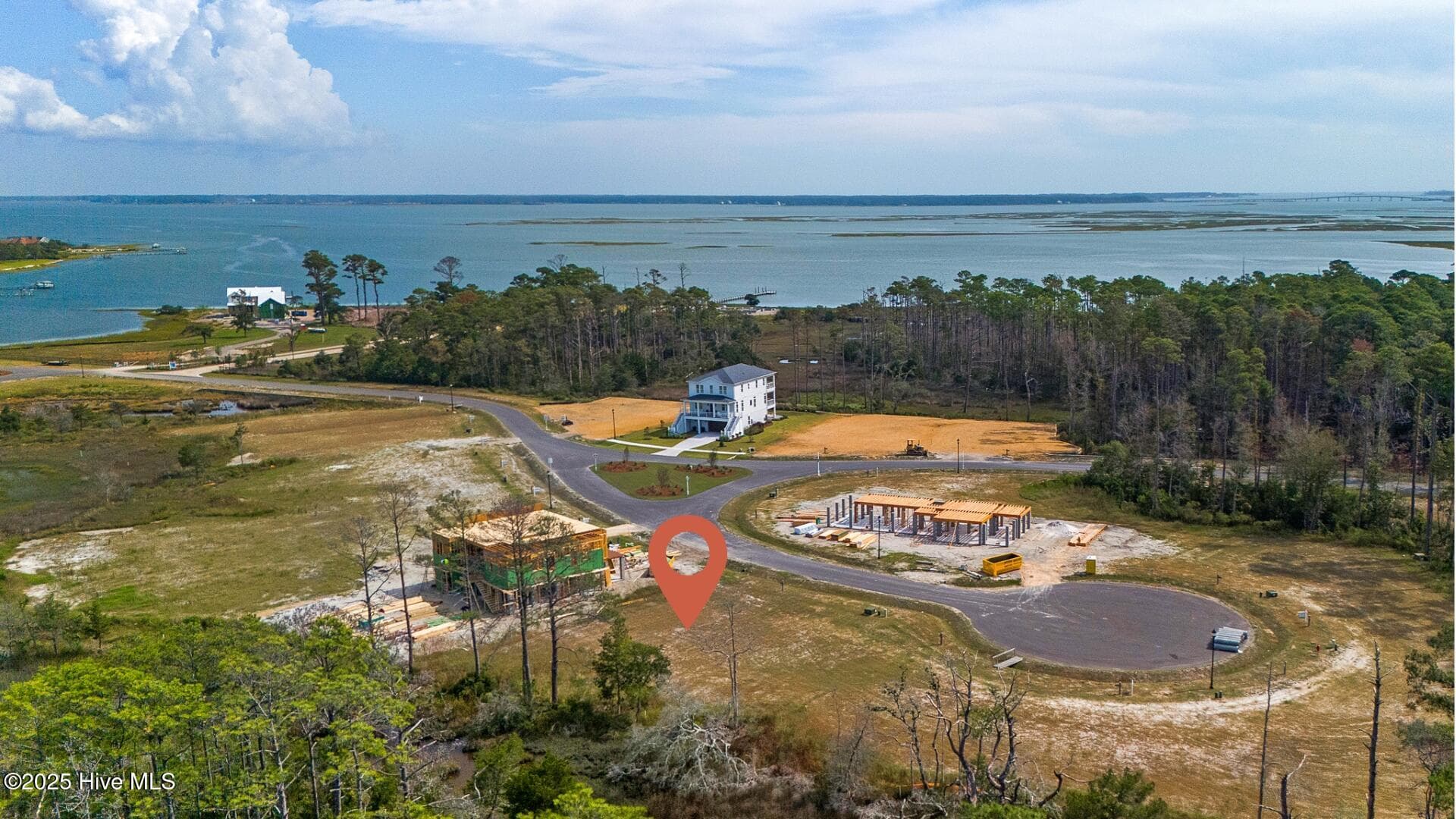 Front of 504 Swan Court, Beaufort, NC 28516