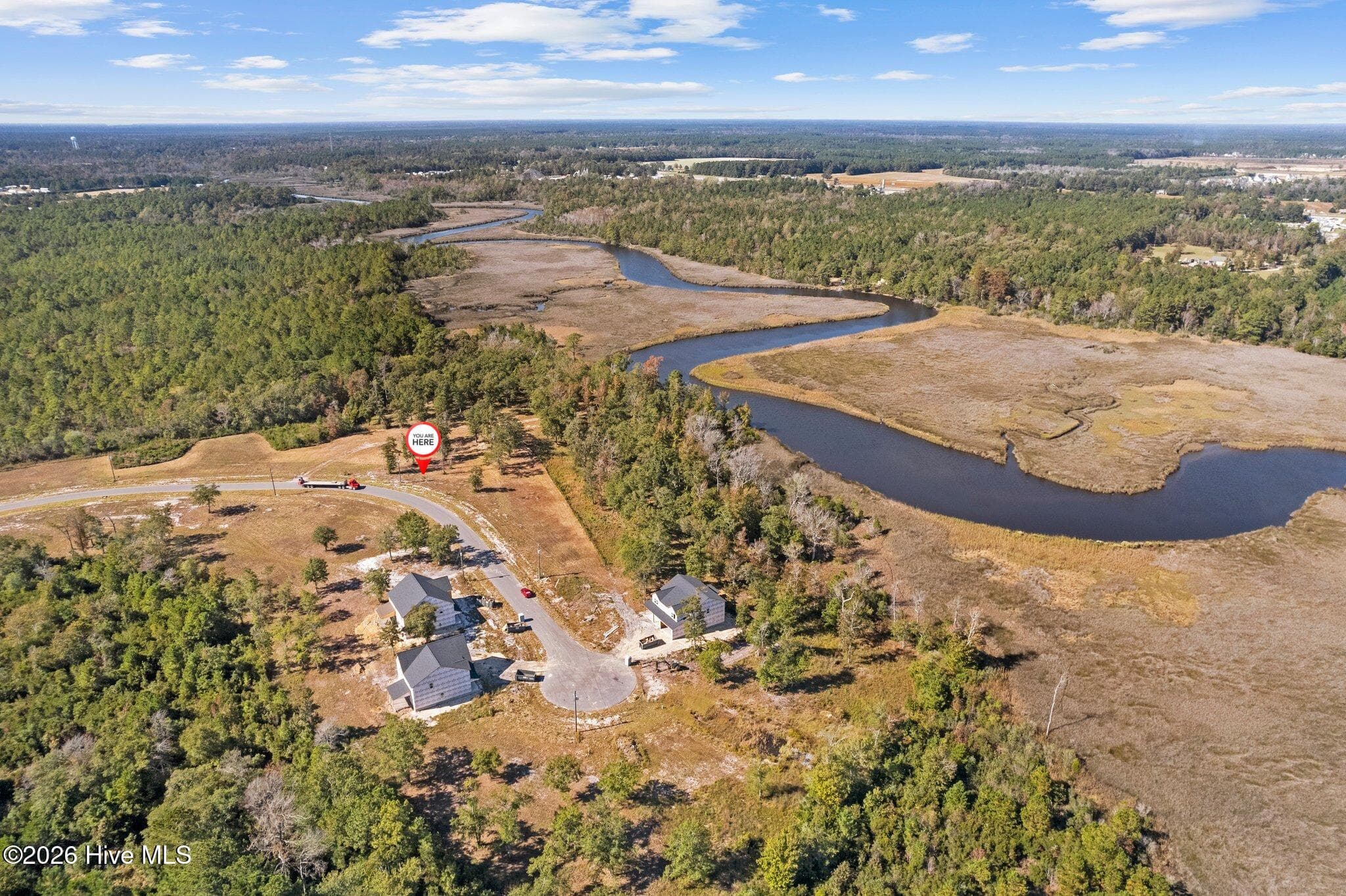 Front of 289 54 E Ivybridge Drive, Hubert, NC 28539