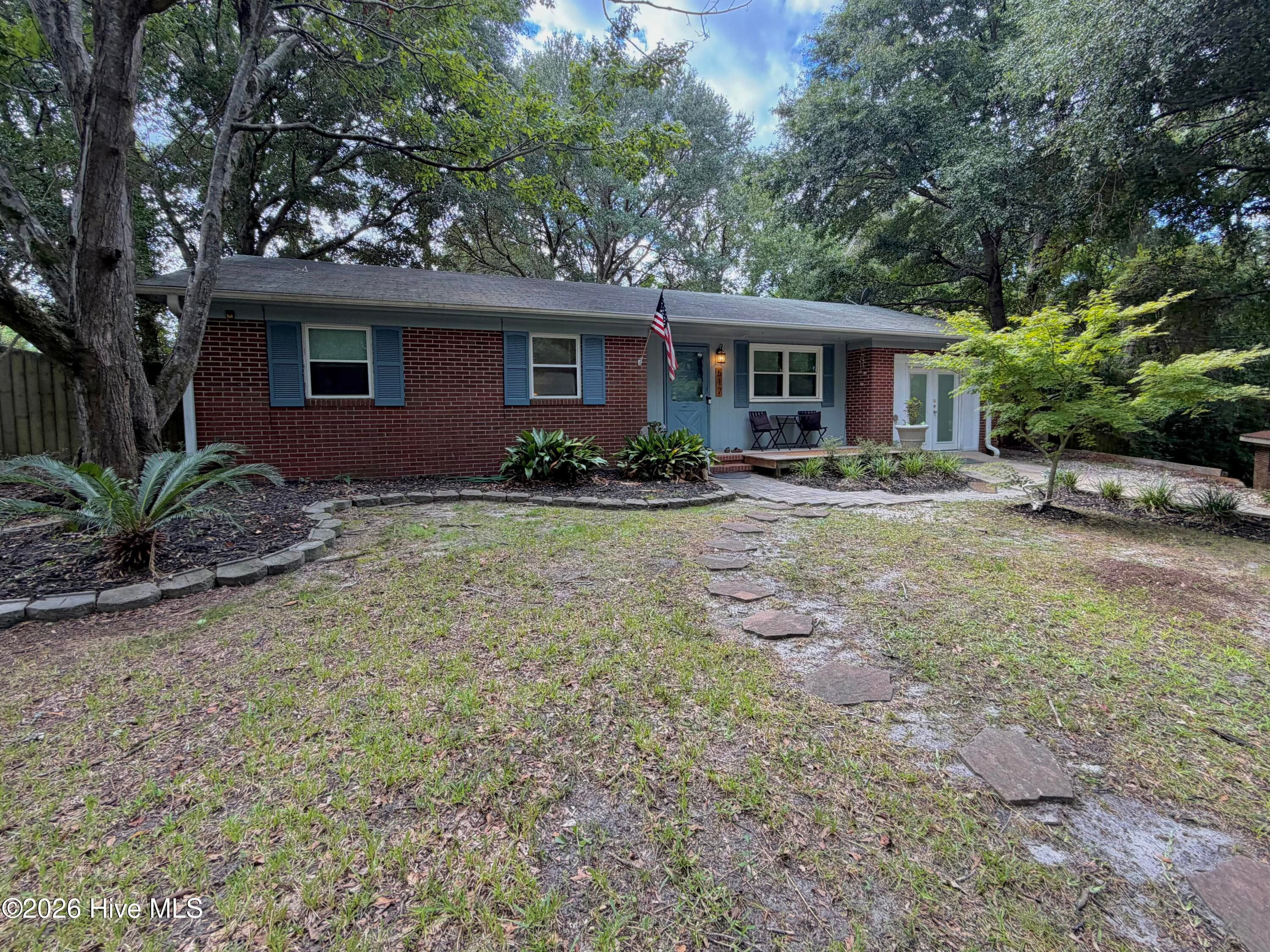 Front of 517 Voltaire Place, Wilmington, NC 28412