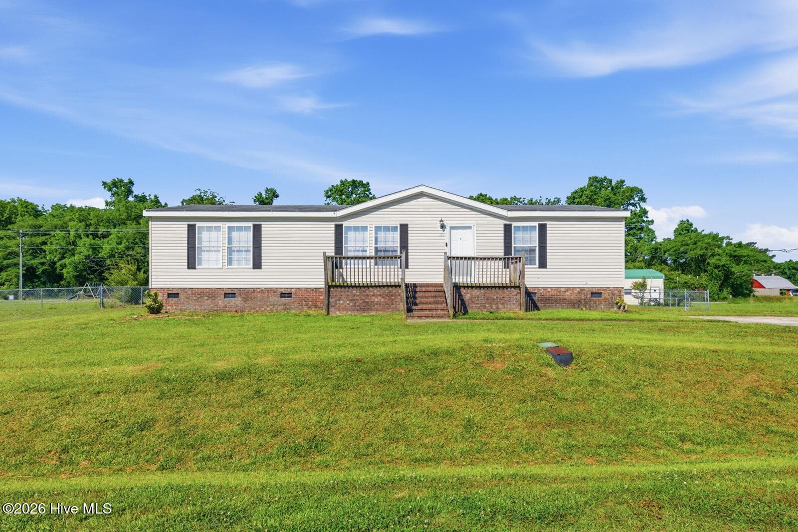 Front of 203 Buffy Court, Richlands, NC 28574