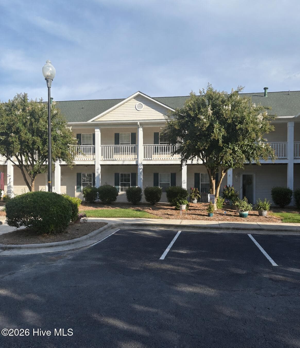 Front of 1402 Willoughby Park Court Unit 7, Wilmington, NC 28412