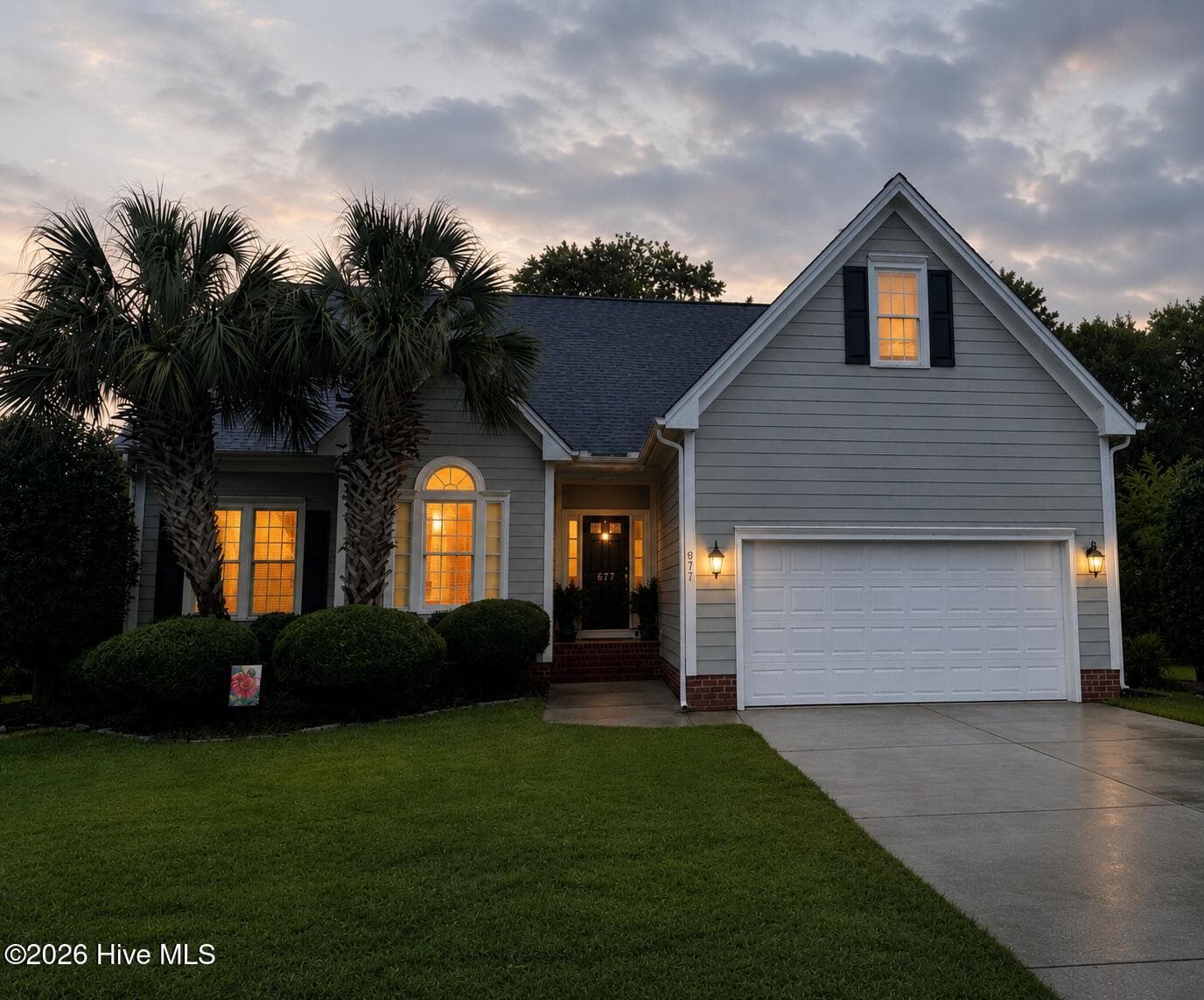 Front of 877 Wine Cellar Circle, Wilmington, NC 28411