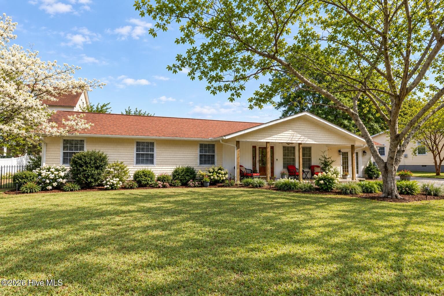 Exterior of 213 Pensacola Avenue, Morehead City, NC 28557