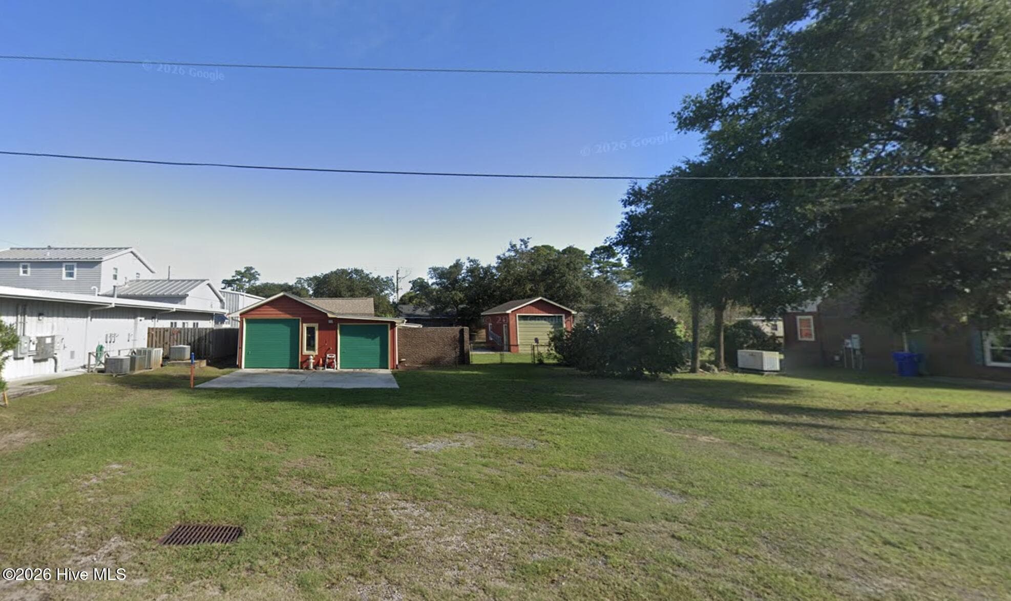 Front of 804 Charlotte Avenue, Carolina Beach, NC 28428