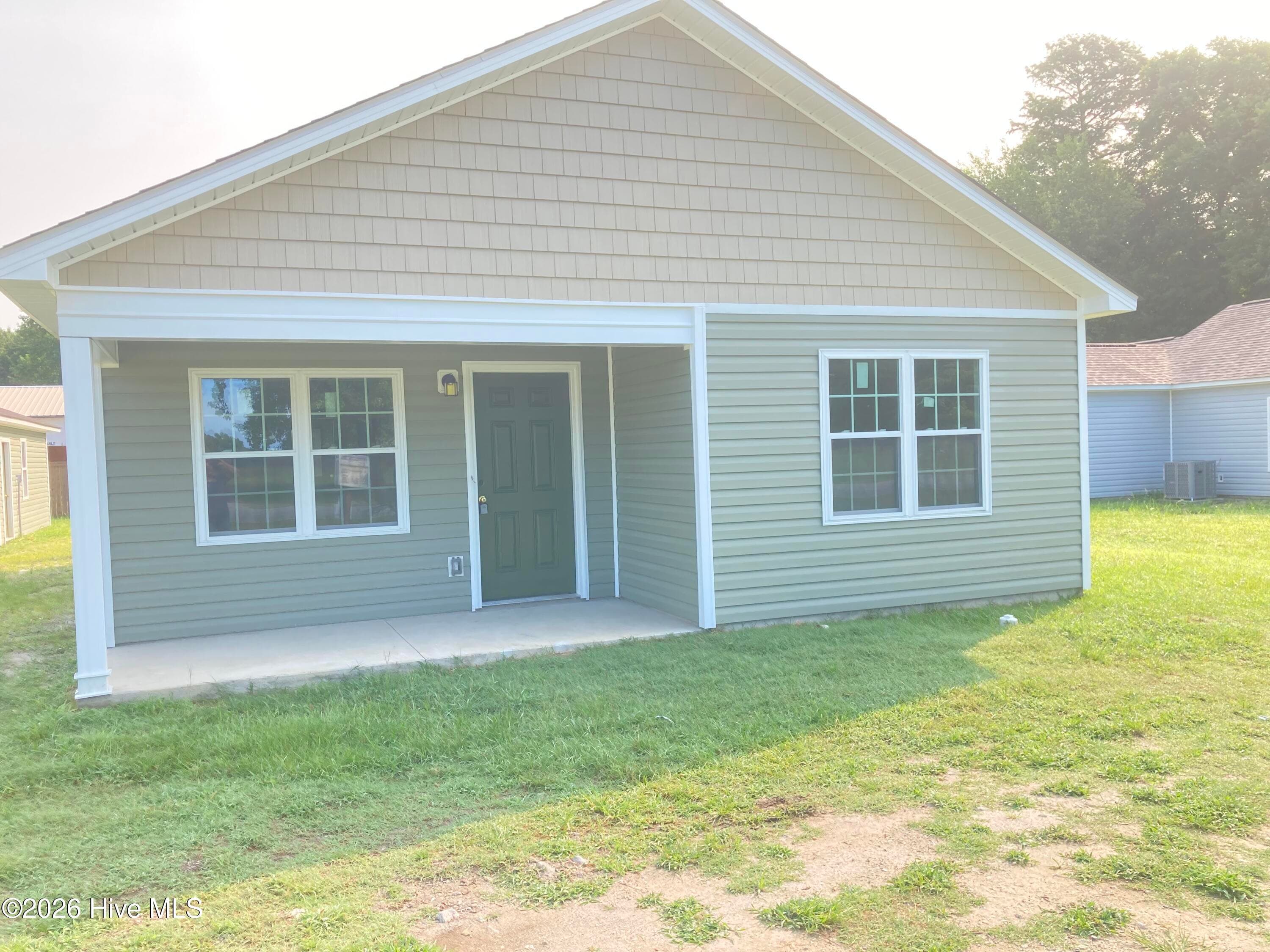 Front of 752 North Carolina 55 Highway W, New Bern, NC 28560