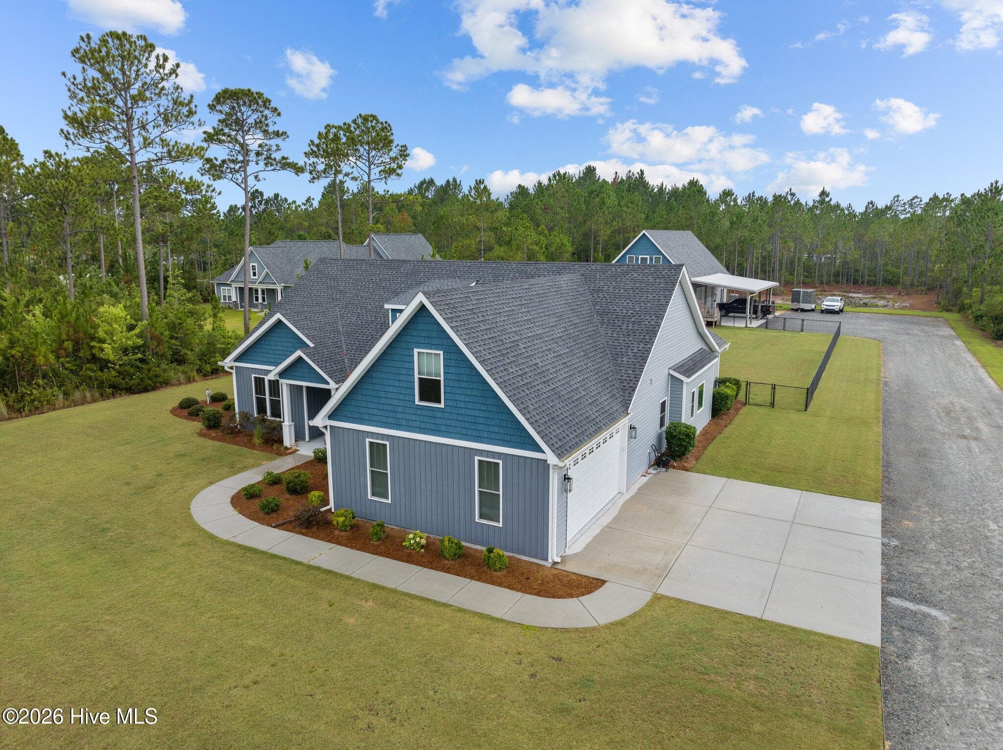 Front of 2463 Hoover Road, Hampstead, NC 28443