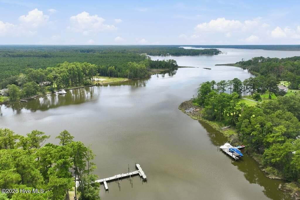 Front of 102 Cummins Creek Road, Beaufort, NC 28516