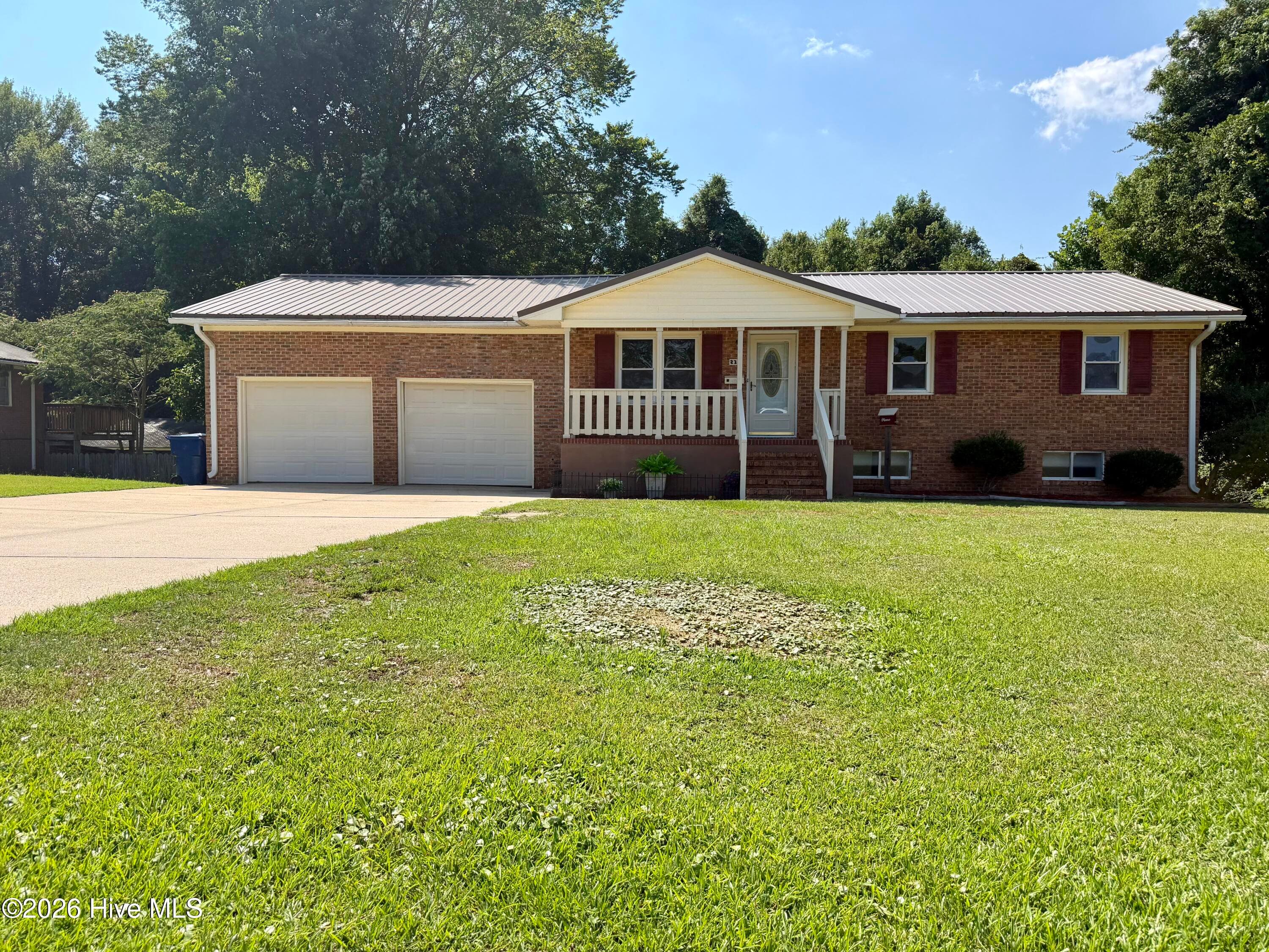 Front of 237 Hollywood Boulevard, Havelock, NC 28532