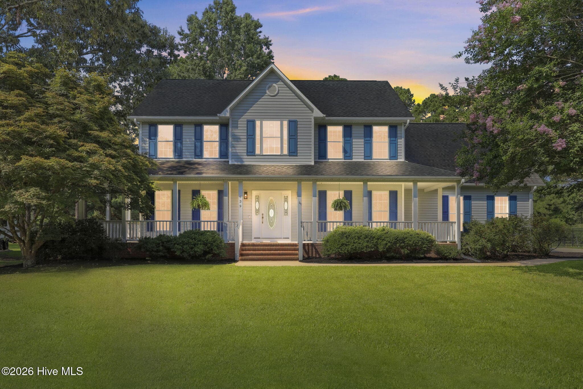 Front of 639 Par Drive, Jacksonville, NC 28540