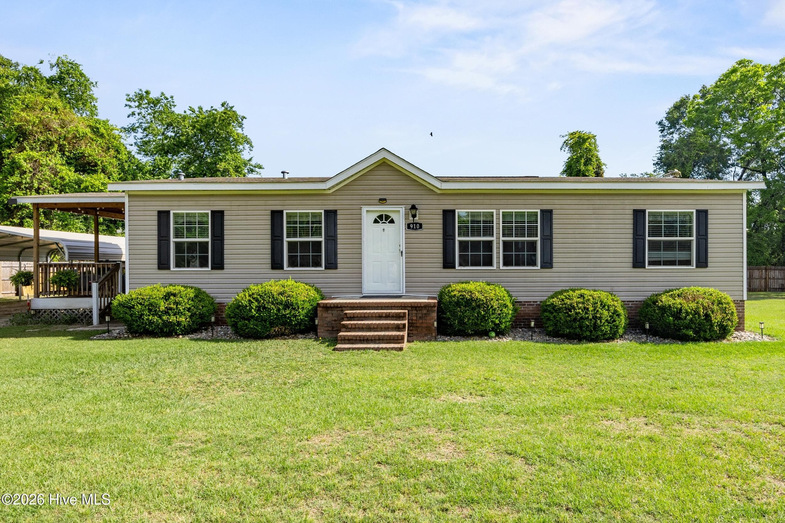 Front of 910 Beasleys Mill Road, Warsaw, NC 28398