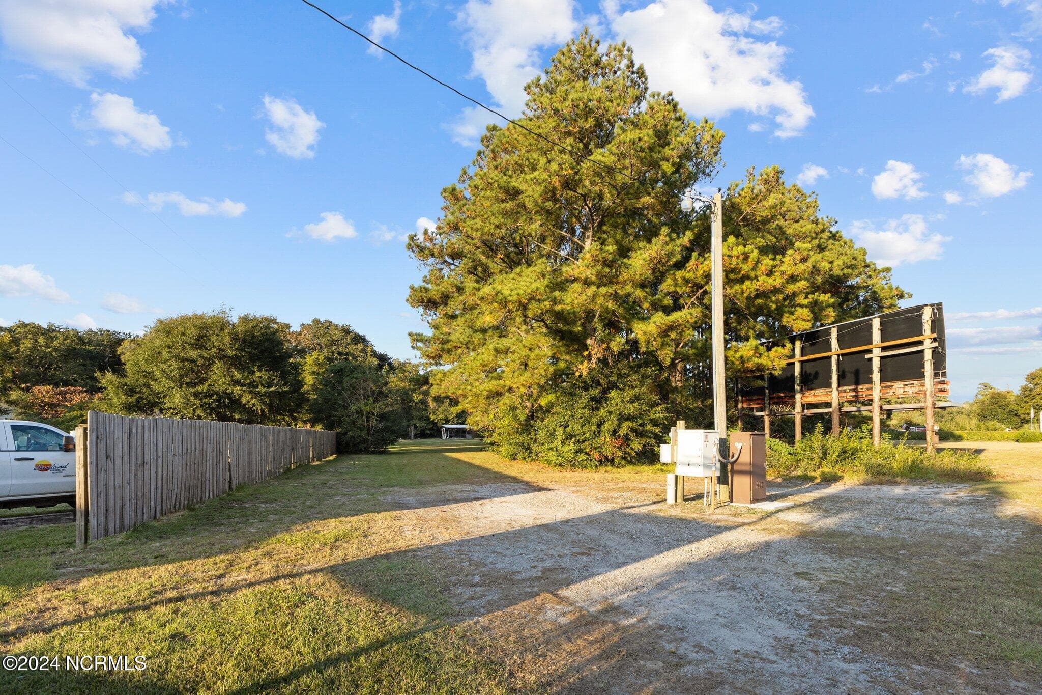 Front of 4812 Highway 24, Newport, NC 28570