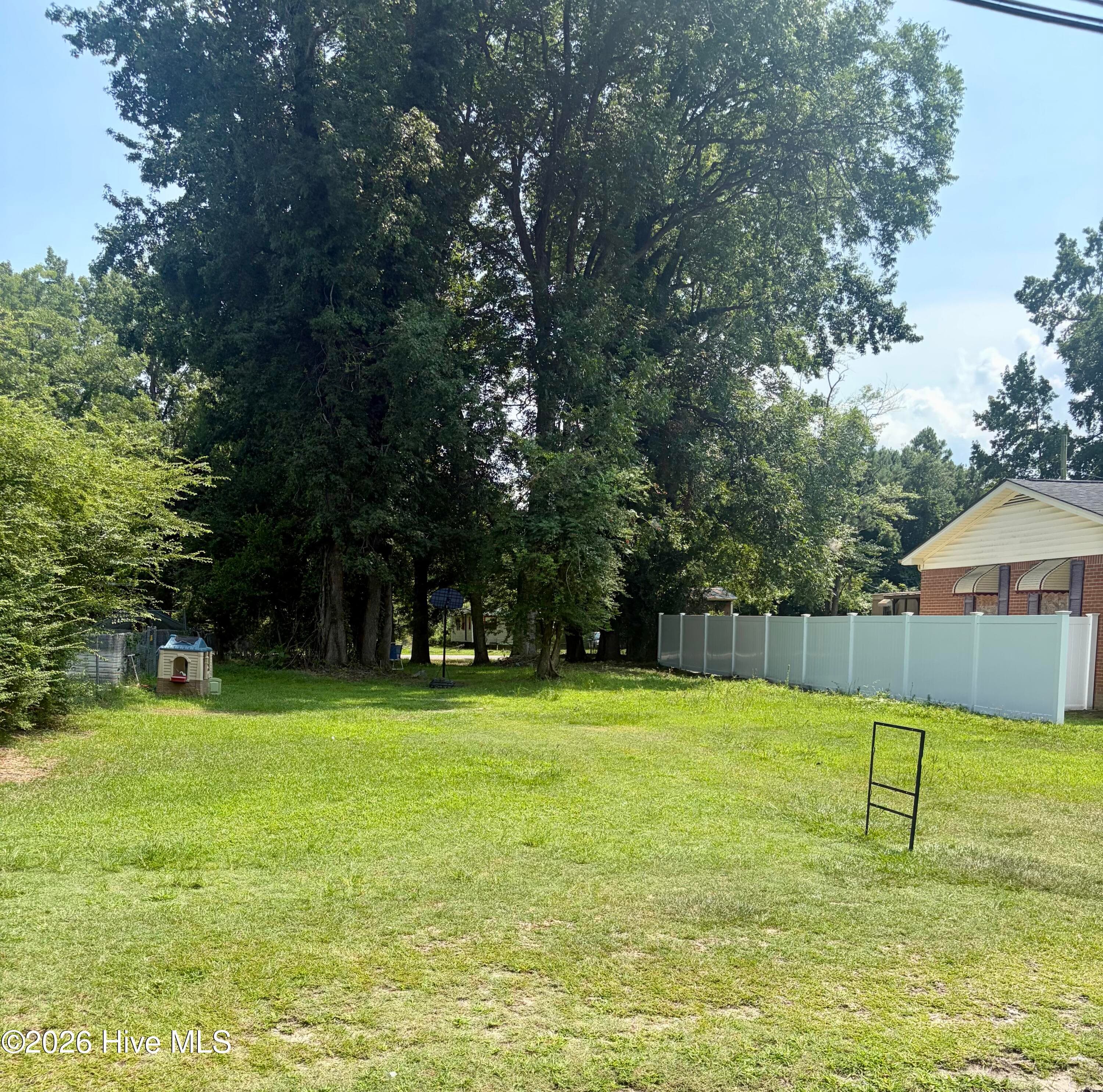 Front of 1427 Lincoln Street, New Bern, NC 28560